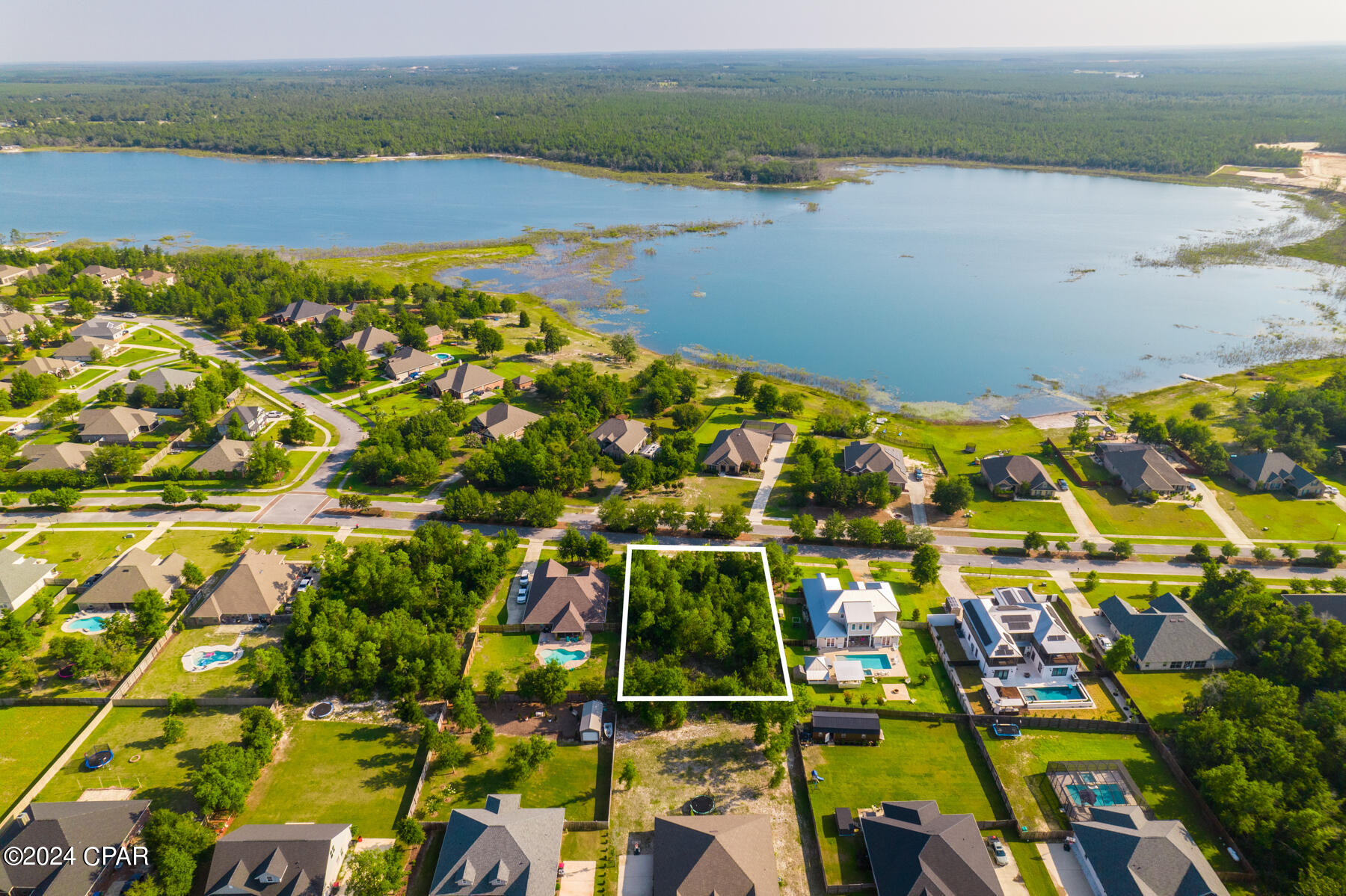 Image 4 For 154 Lake Merial Boulevard