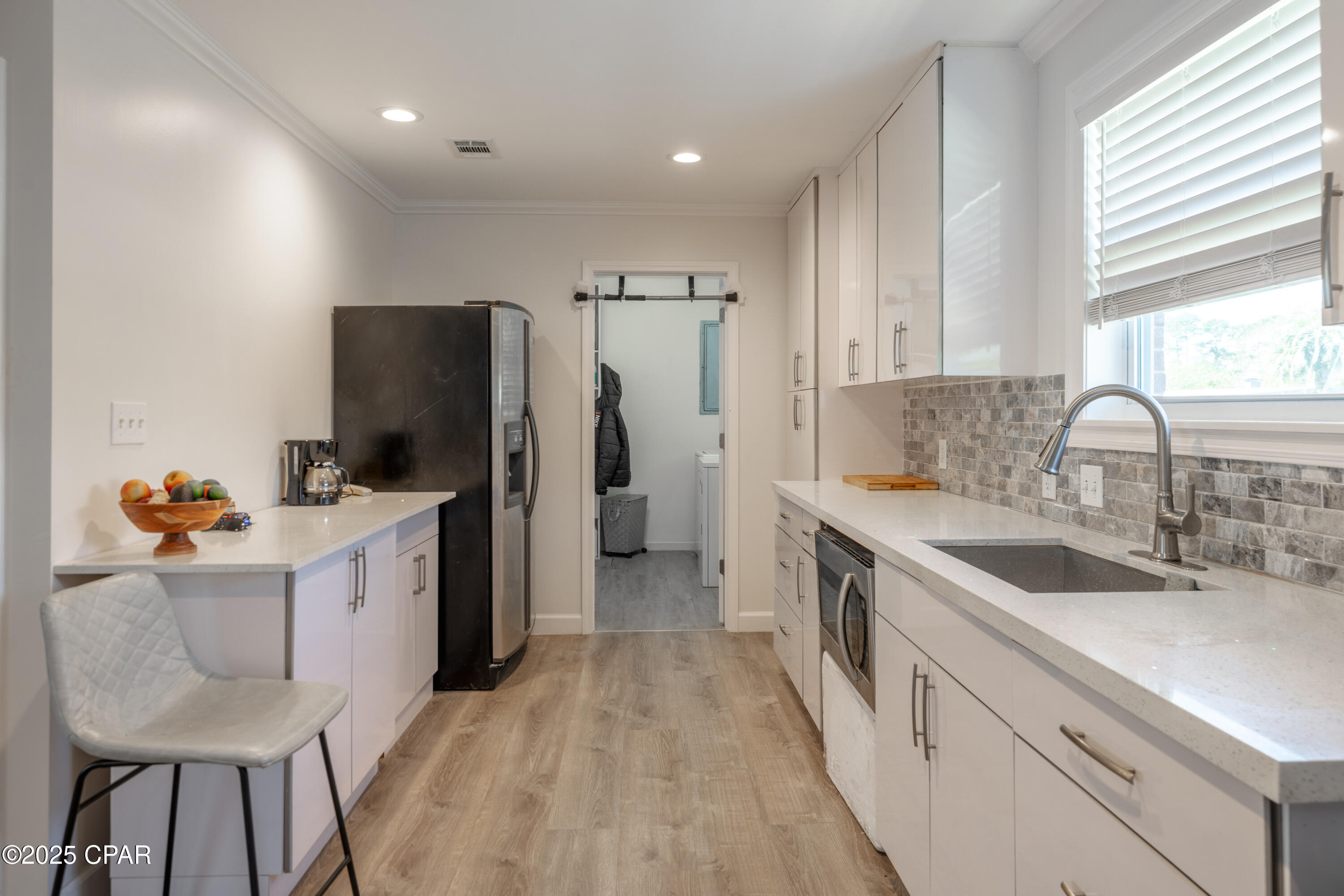 Image 13 For 301 Greenwood Drive