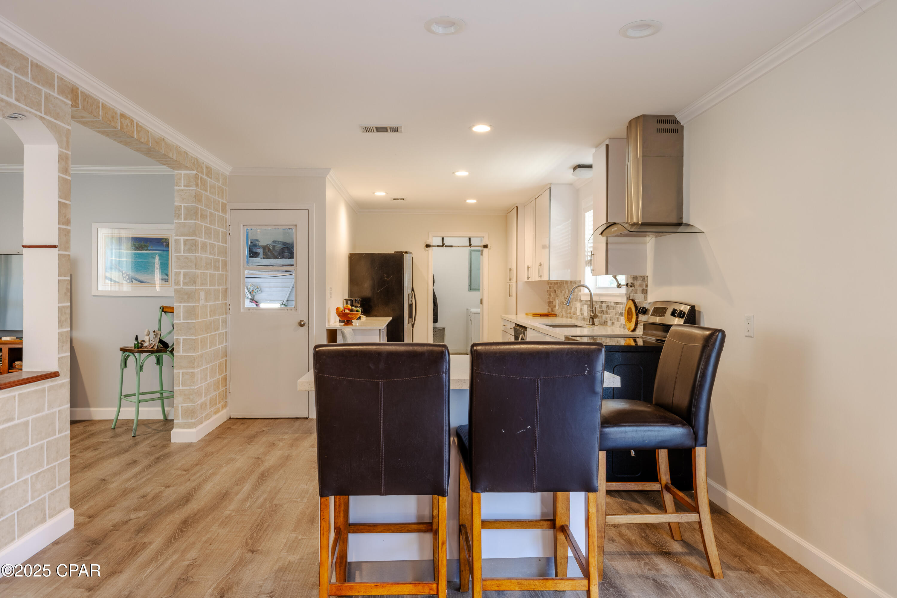 Image 15 For 301 Greenwood Drive