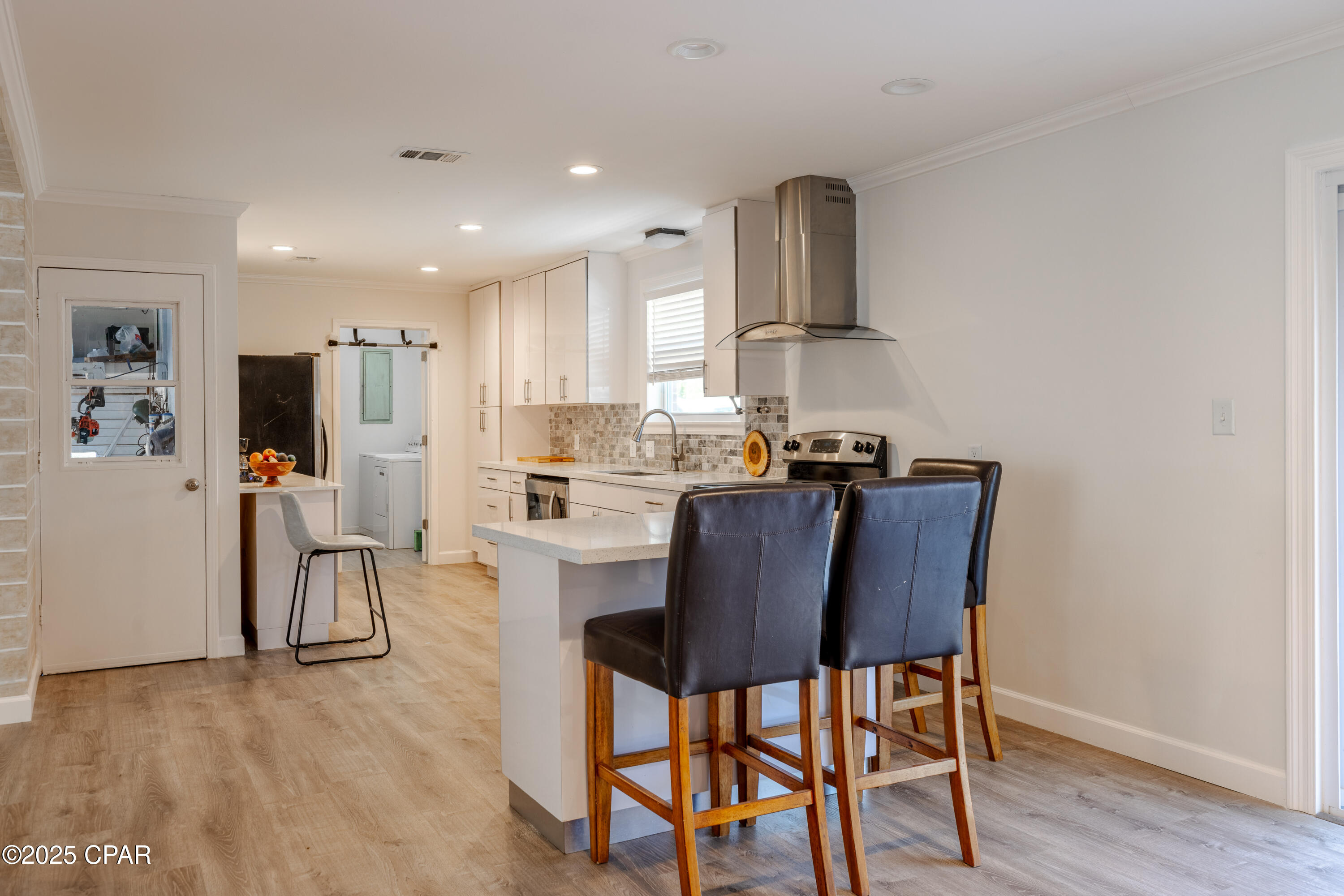 Image 16 For 301 Greenwood Drive