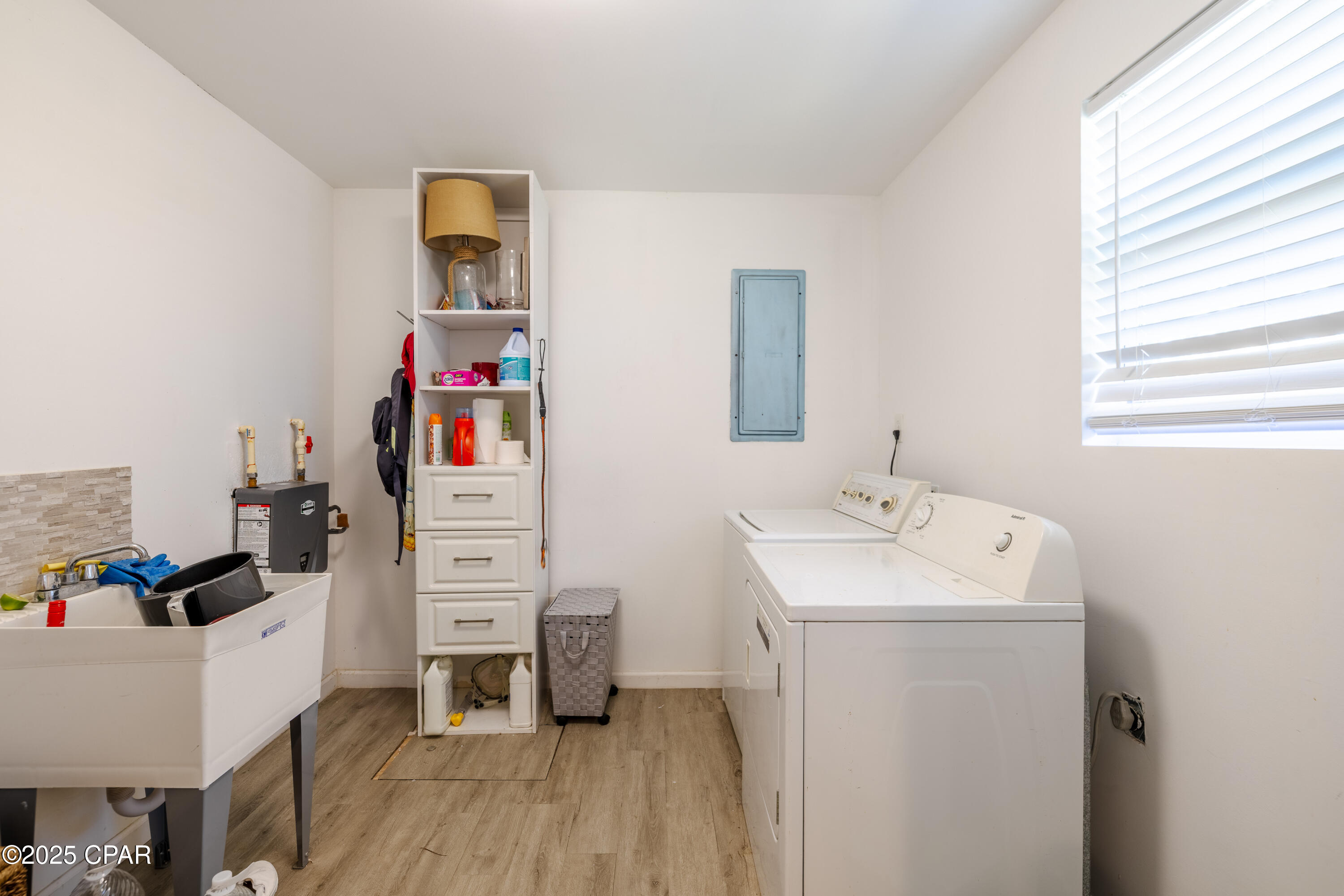 Image 19 For 301 Greenwood Drive