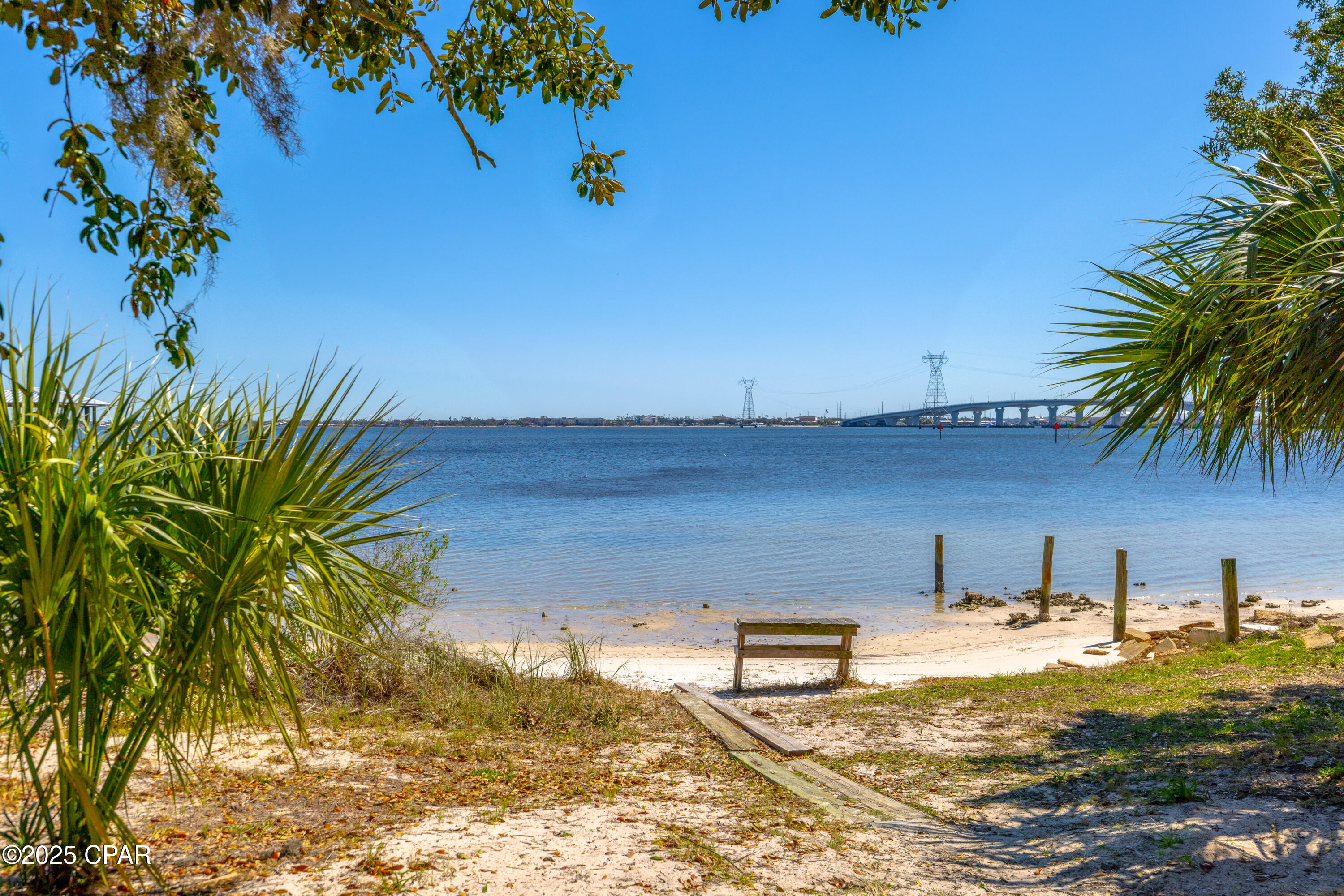 Image 2 For 301 Greenwood Drive