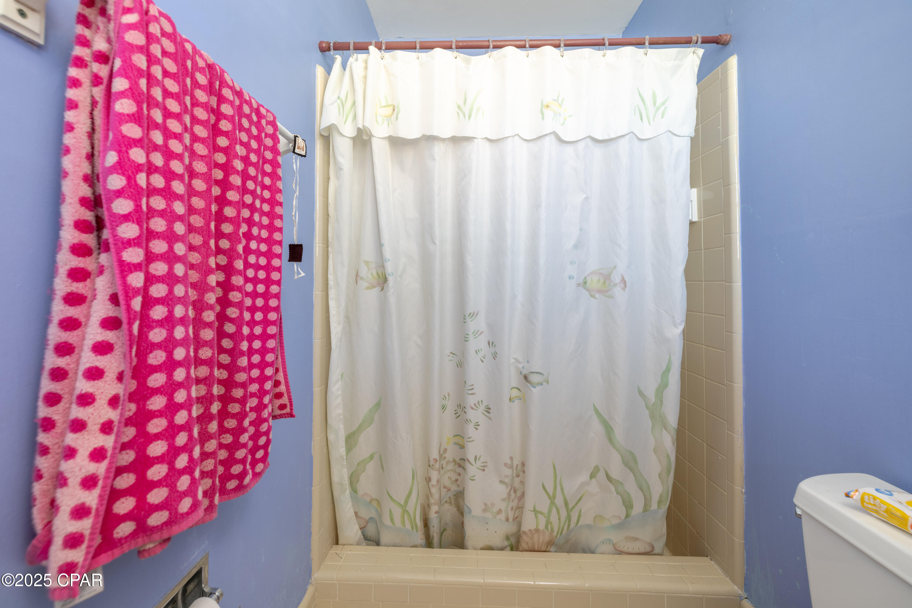 Image 24 For 301 Greenwood Drive