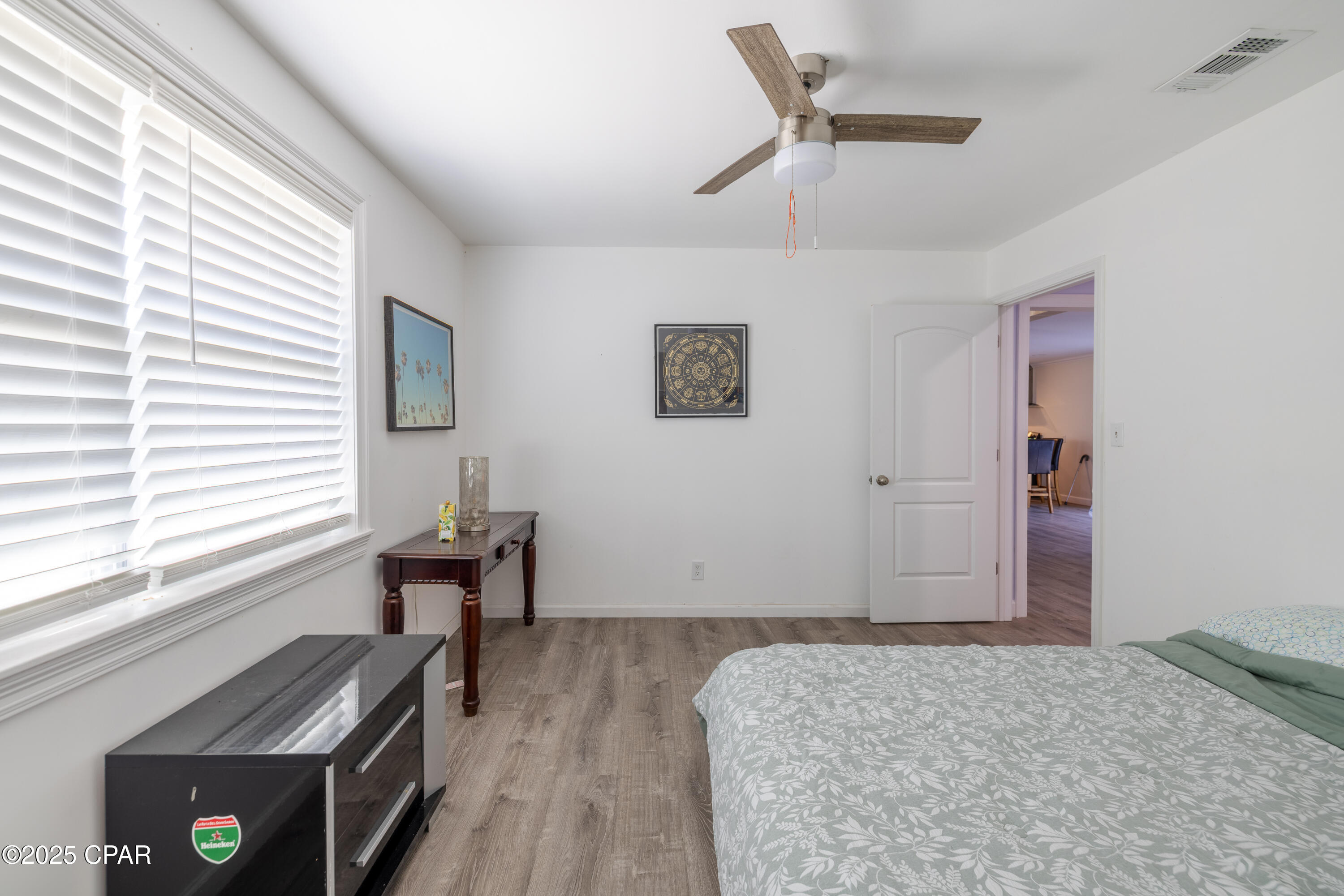 Image 26 For 301 Greenwood Drive