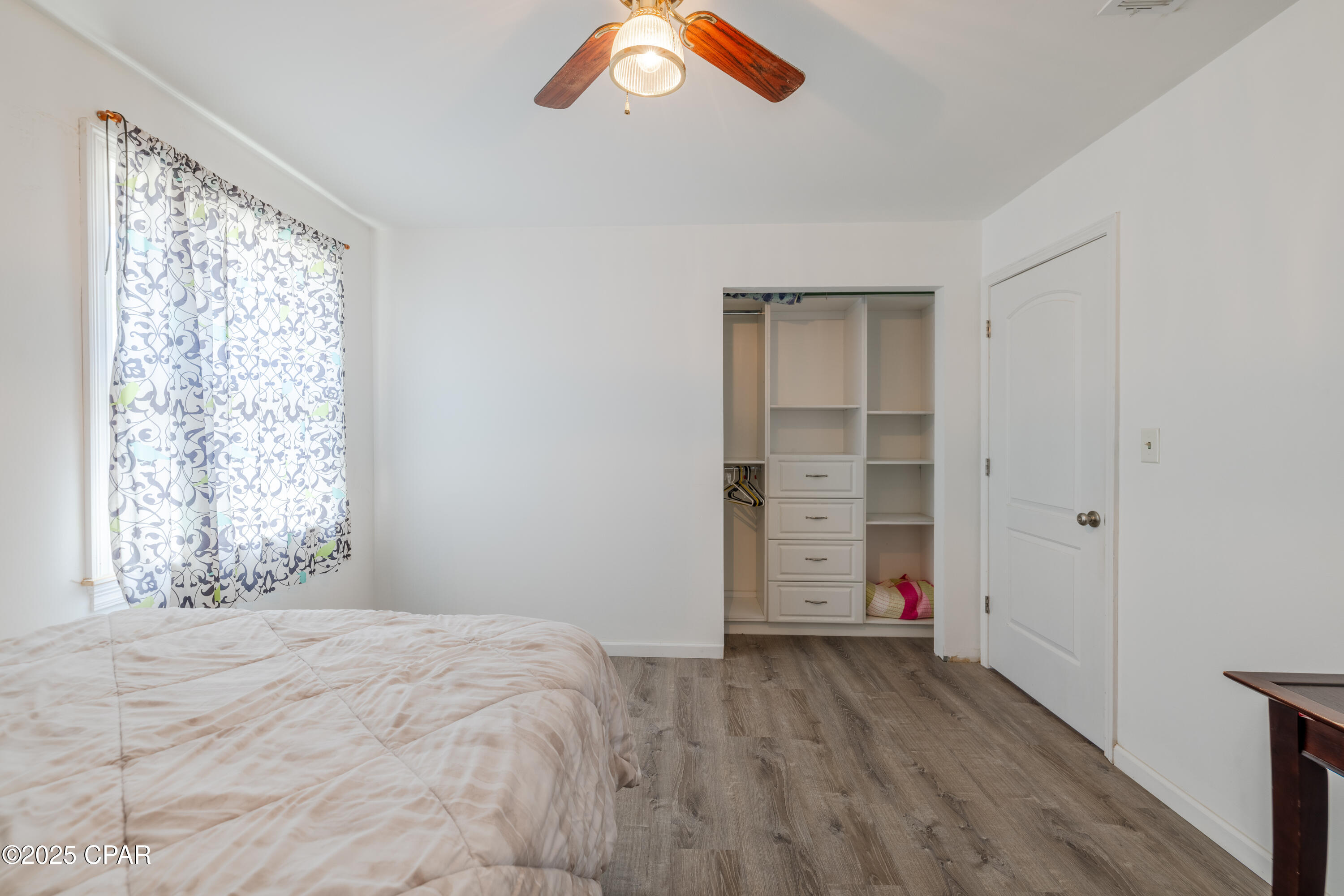 Image 28 For 301 Greenwood Drive