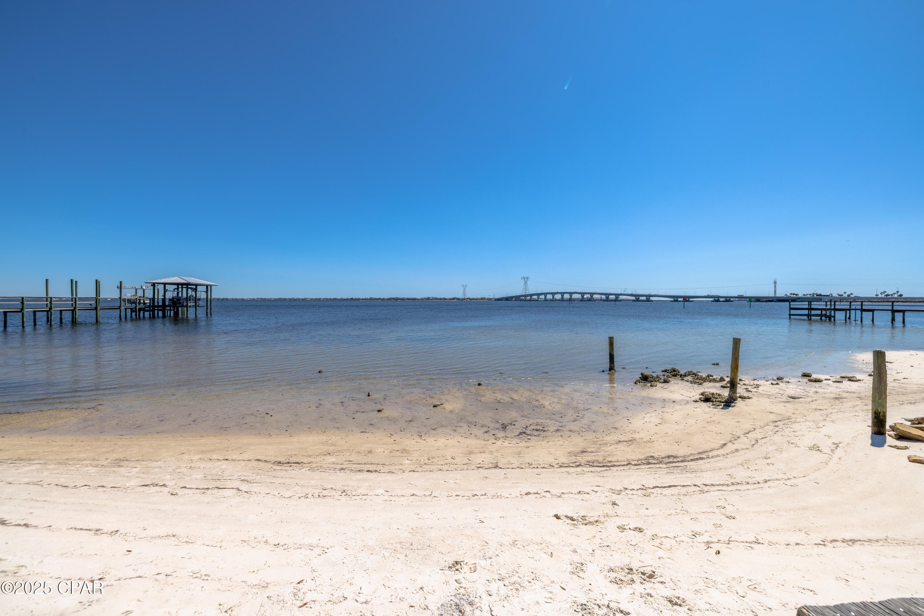 Image 42 For 301 Greenwood Drive