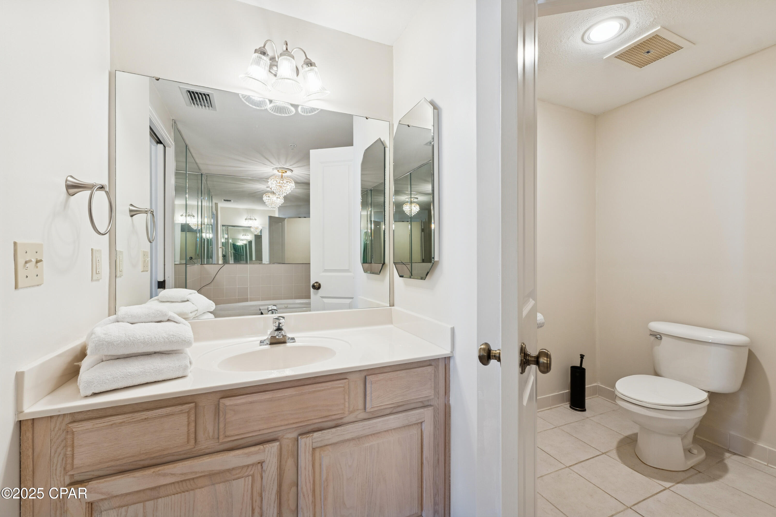 Image 17 For 8601 Surf Drive 1e