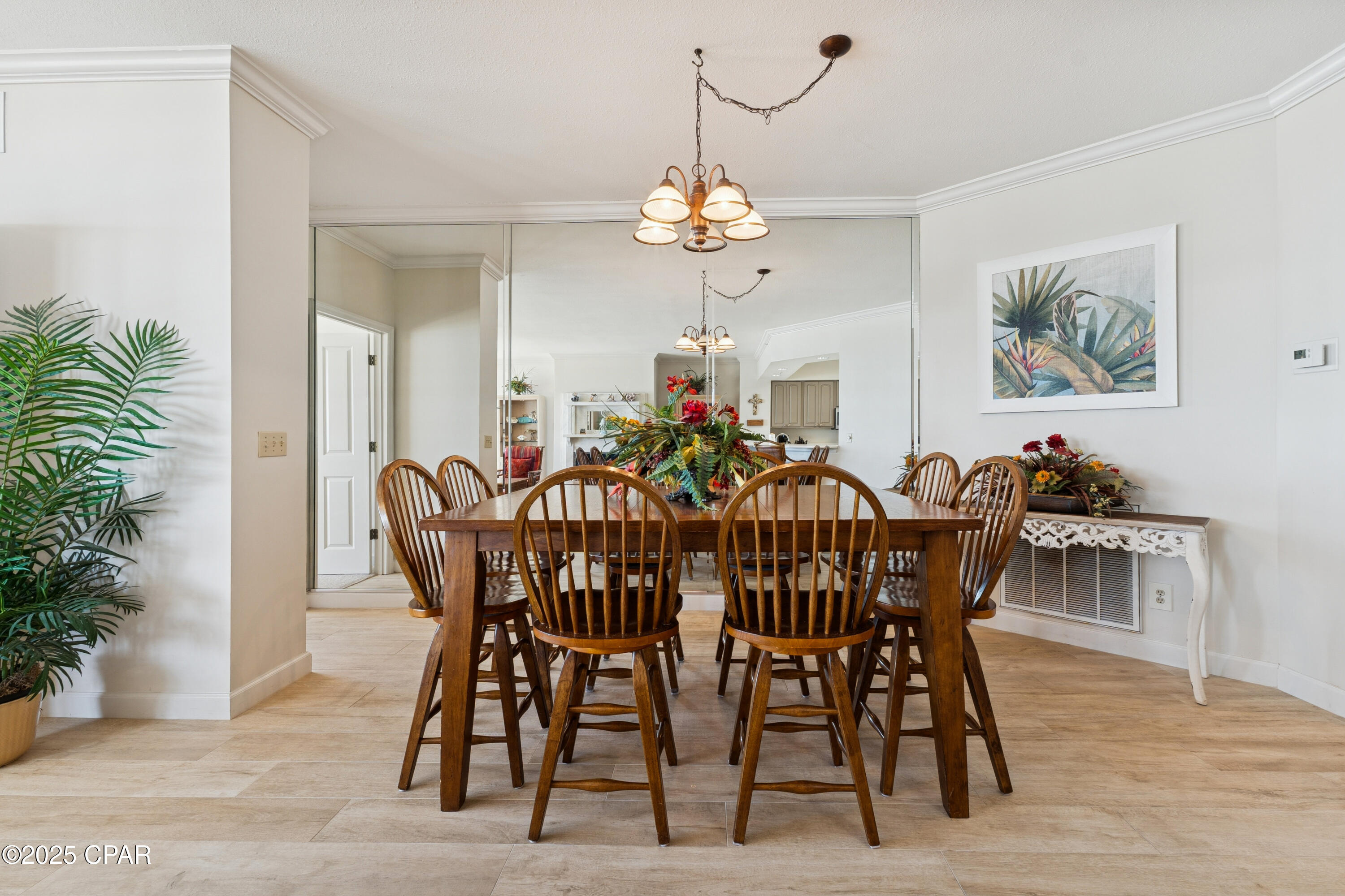 Image 24 For 8601 Surf Drive 1e