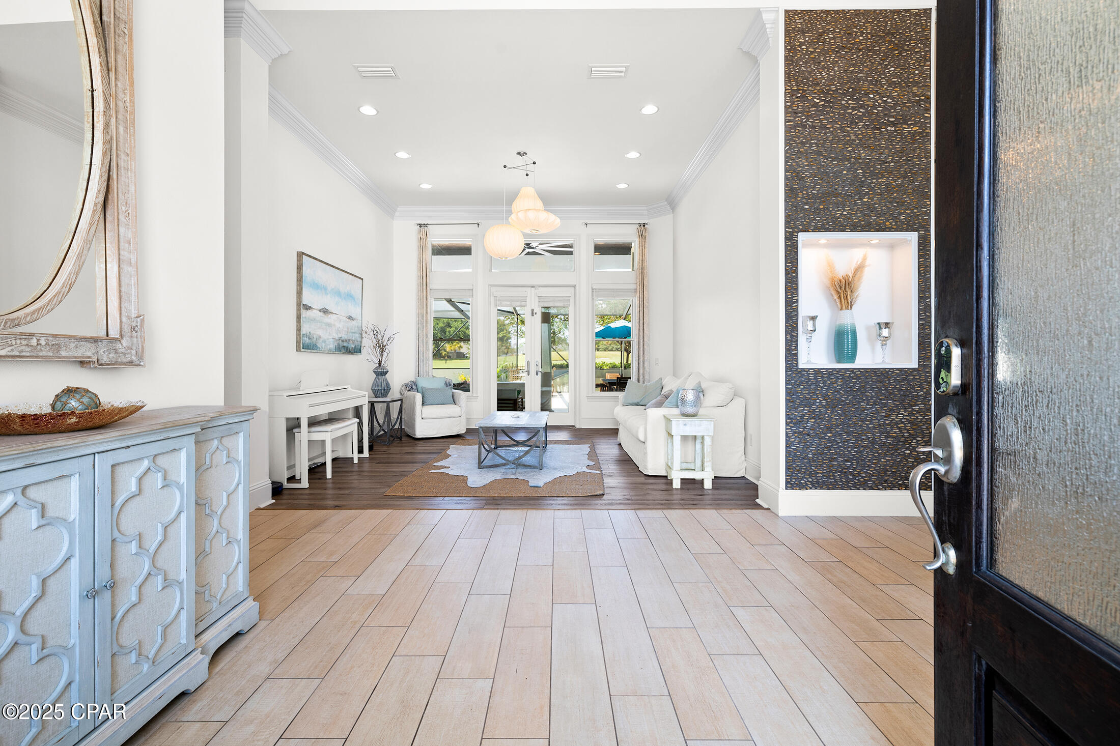 Image 14 For 101 Dragon Circle