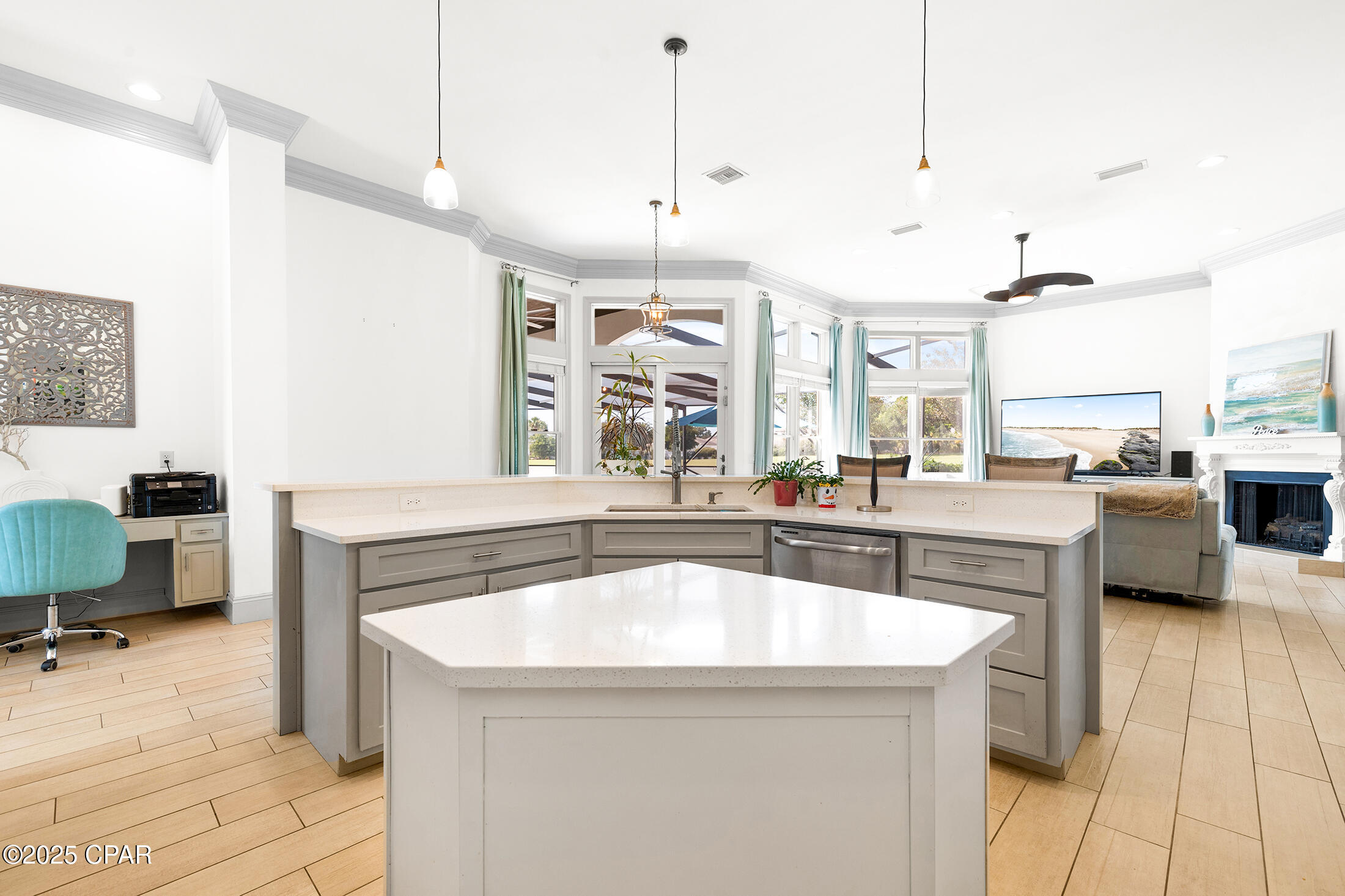 Image 18 For 101 Dragon Circle