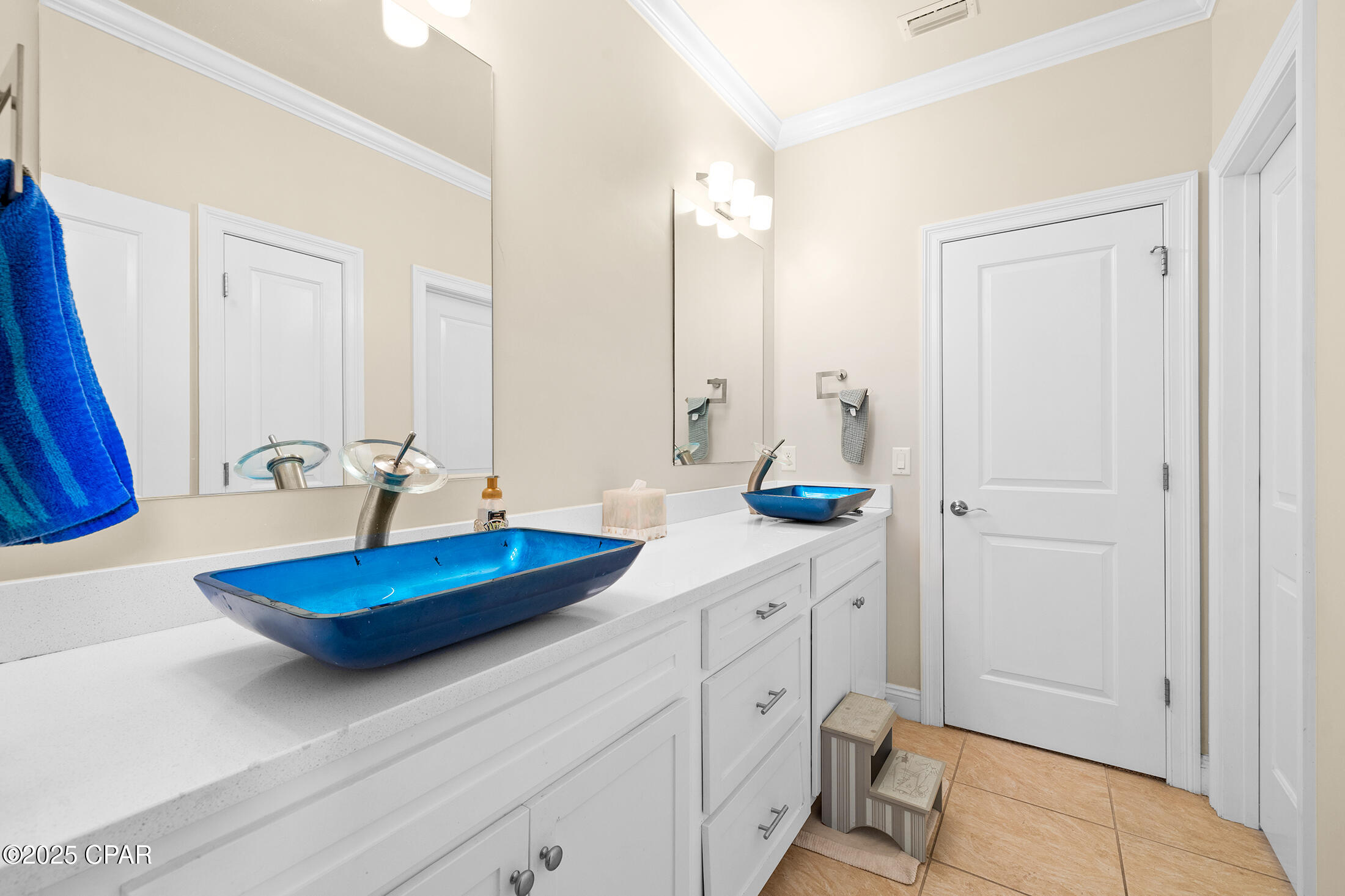 Image 40 For 101 Dragon Circle