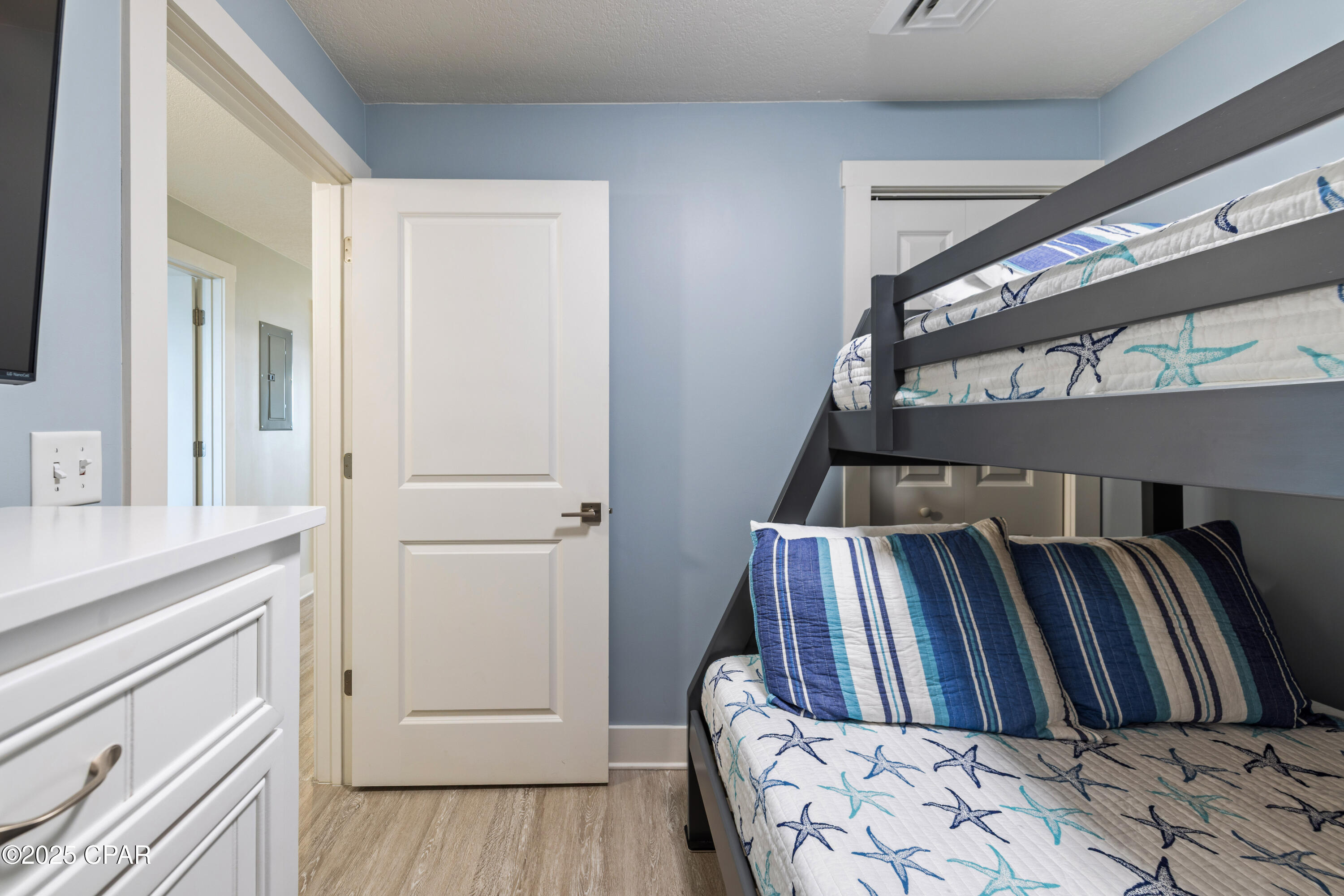 Image 22 For 15928 Front Beach Road 31707