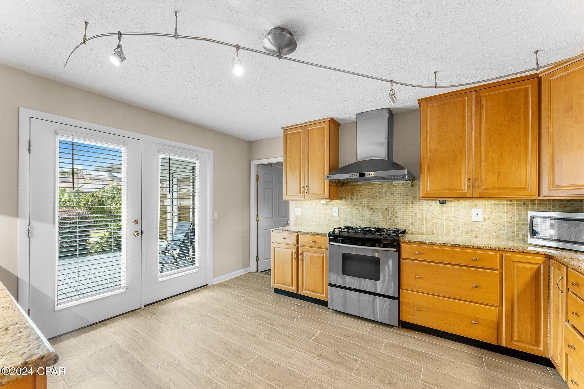 325 Wahoo Road, Panama City Beach, FL 32408 thumbnail, photo 8 of 51