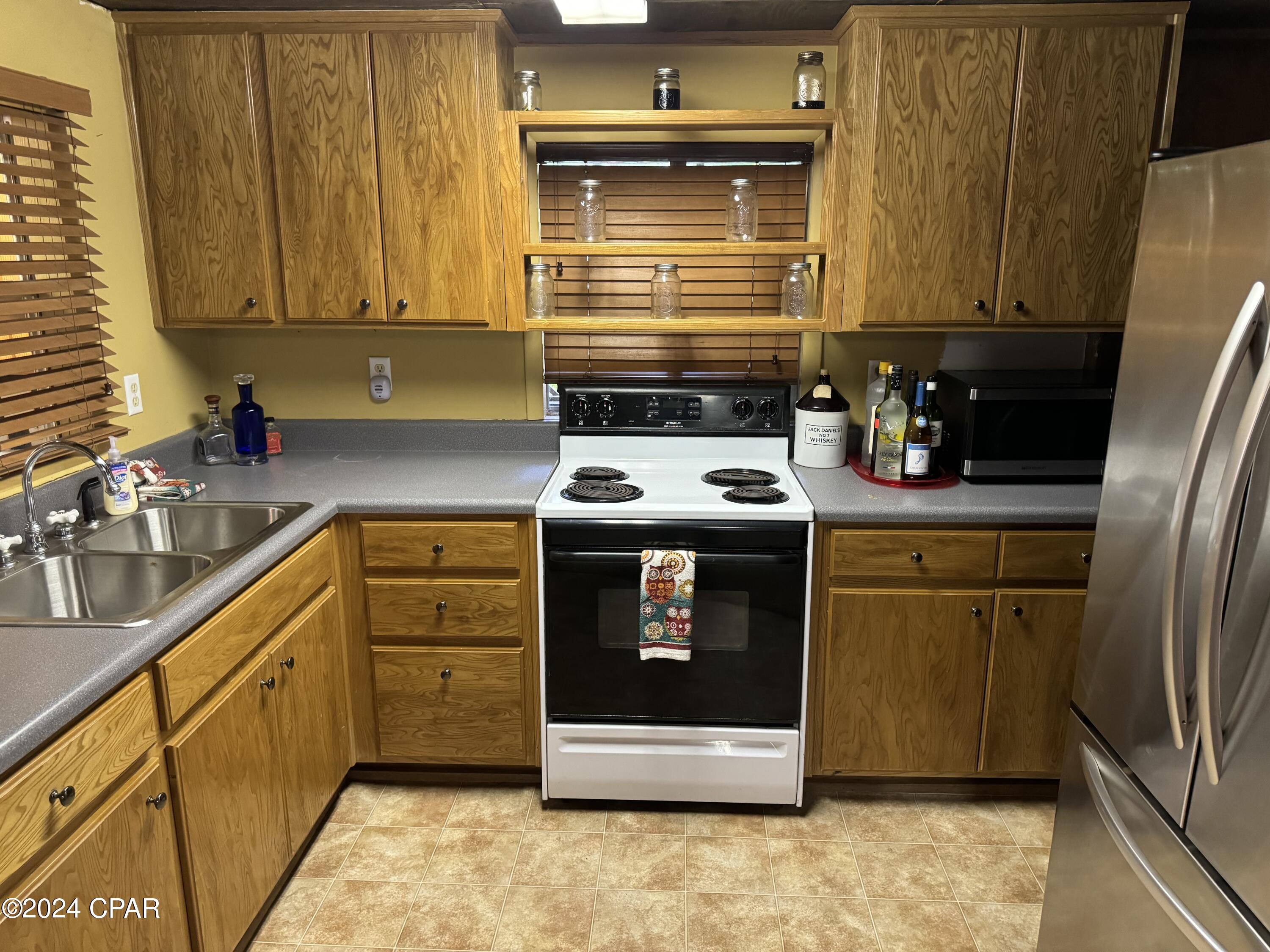 199 N Duck Avenue, Wewahitchka, FL 32465