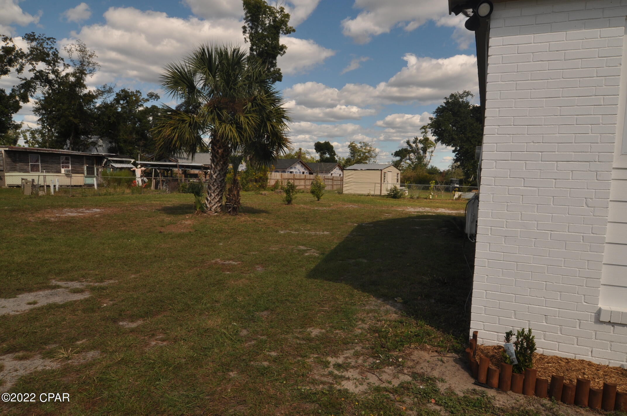 Image 28 For 802 College Avenue