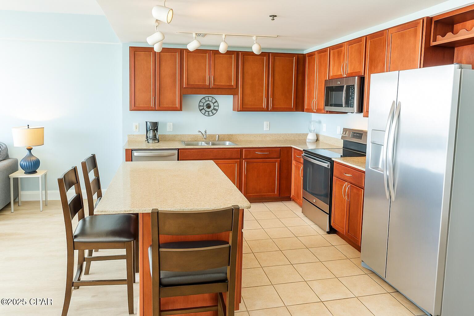 Image 11 For 9860 Thomas Drive 1413