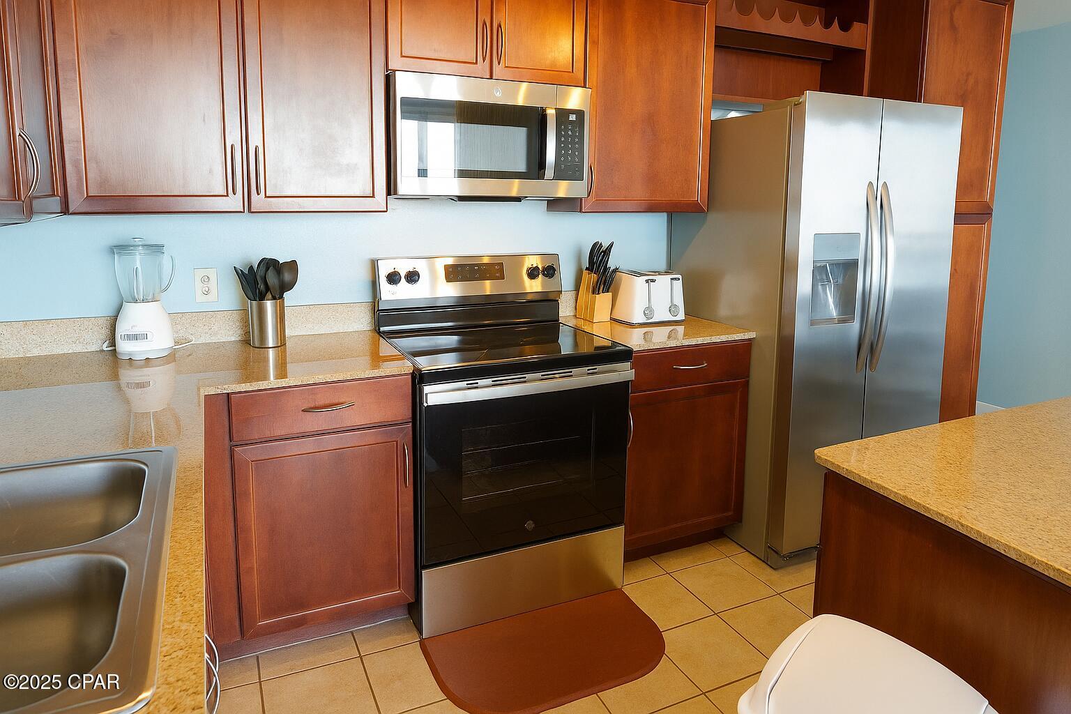 Image 9 For 9860 Thomas Drive 1413