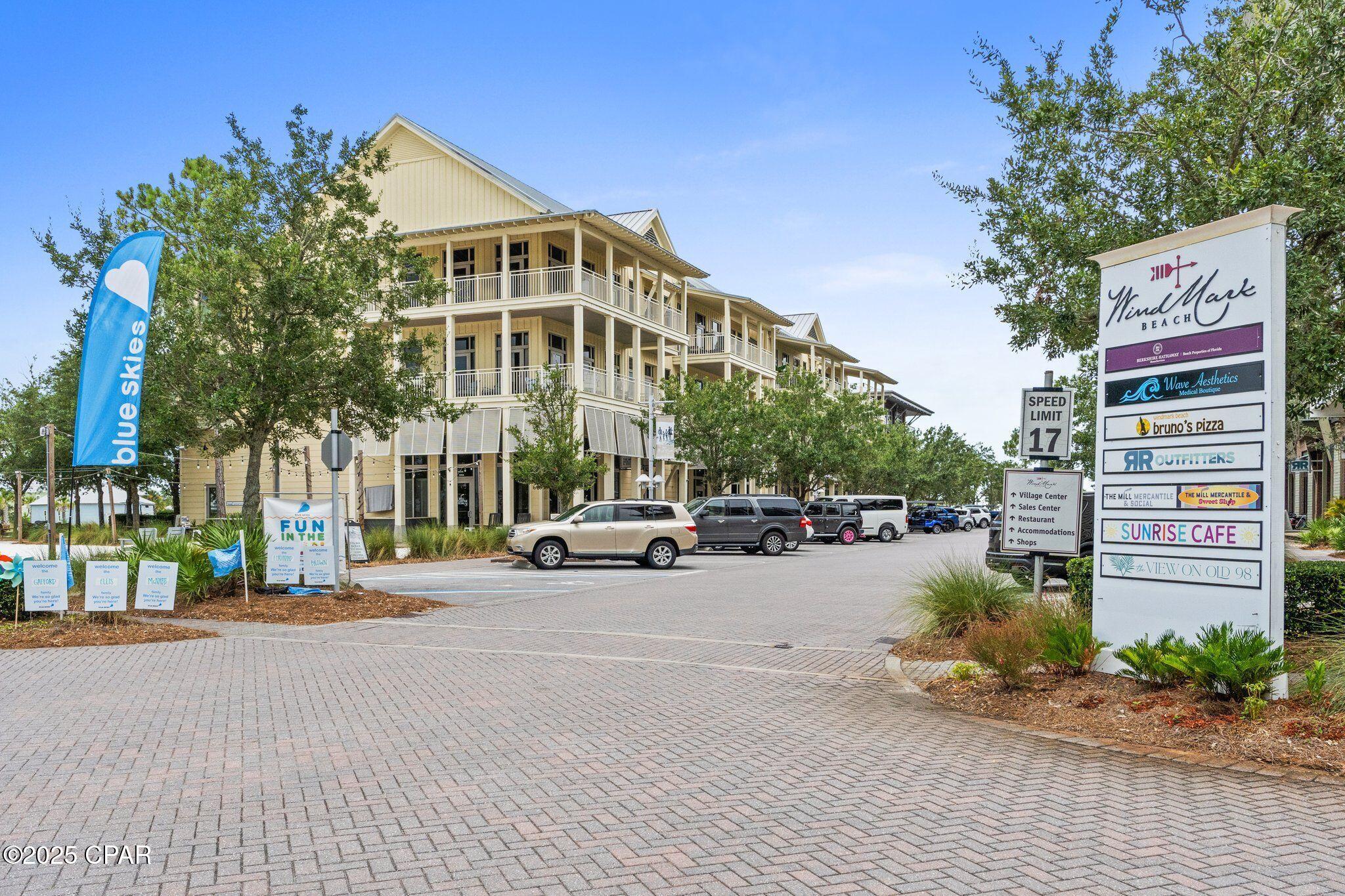 Listing photo id 115 for 104 Pinwheel Court