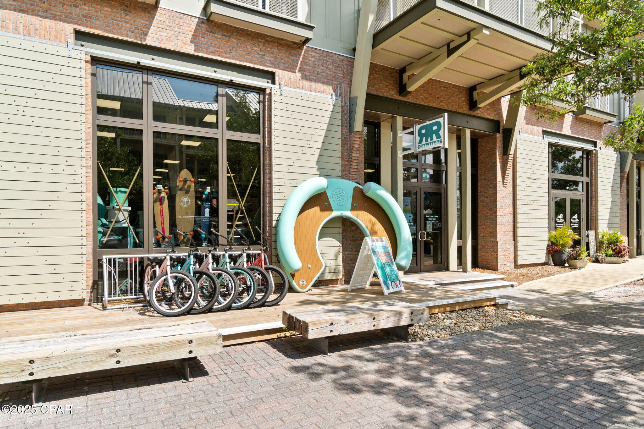 Image 119 For 104 Pinwheel Court