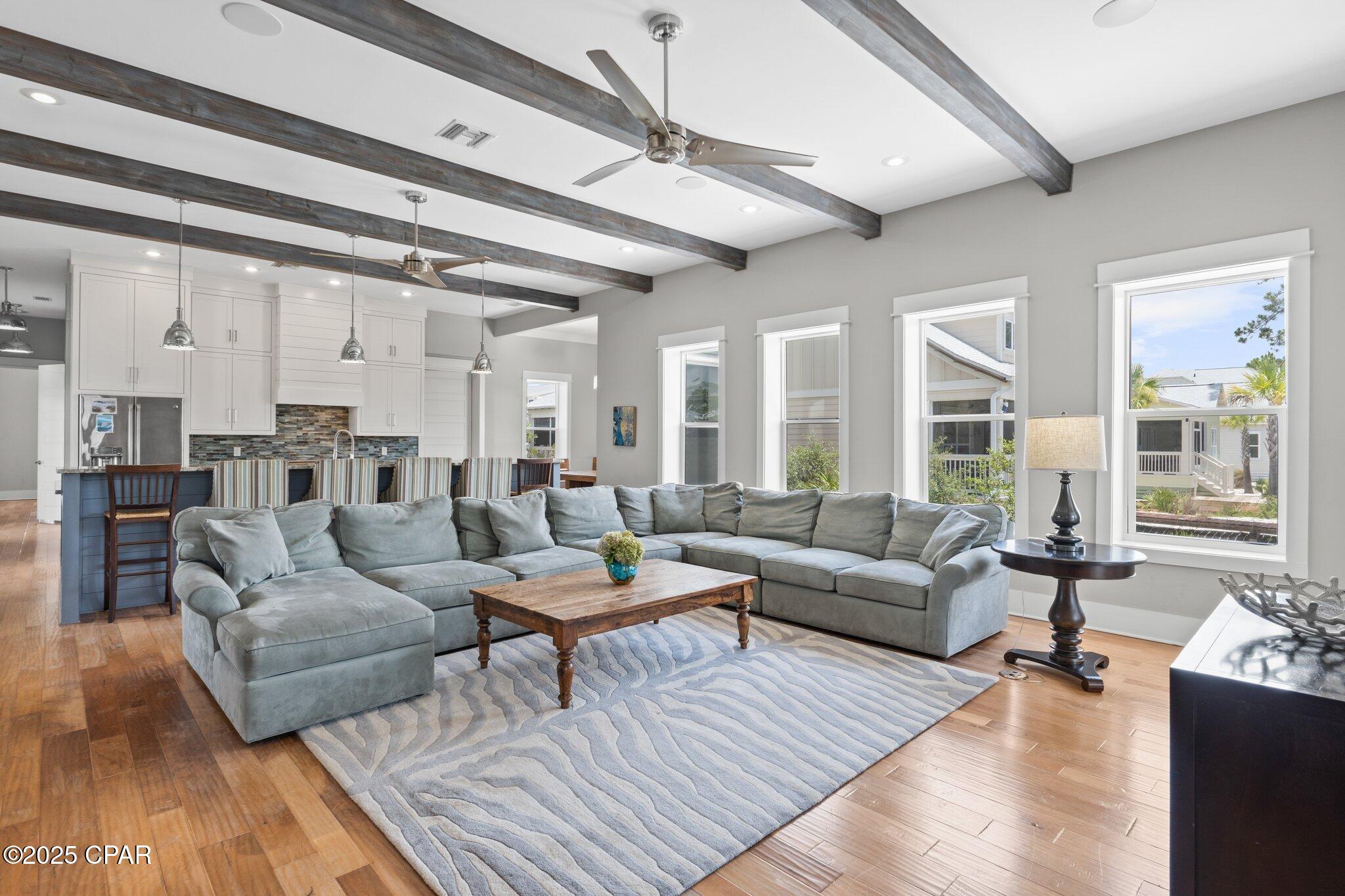 Listing photo id 12 for 104 Pinwheel Court