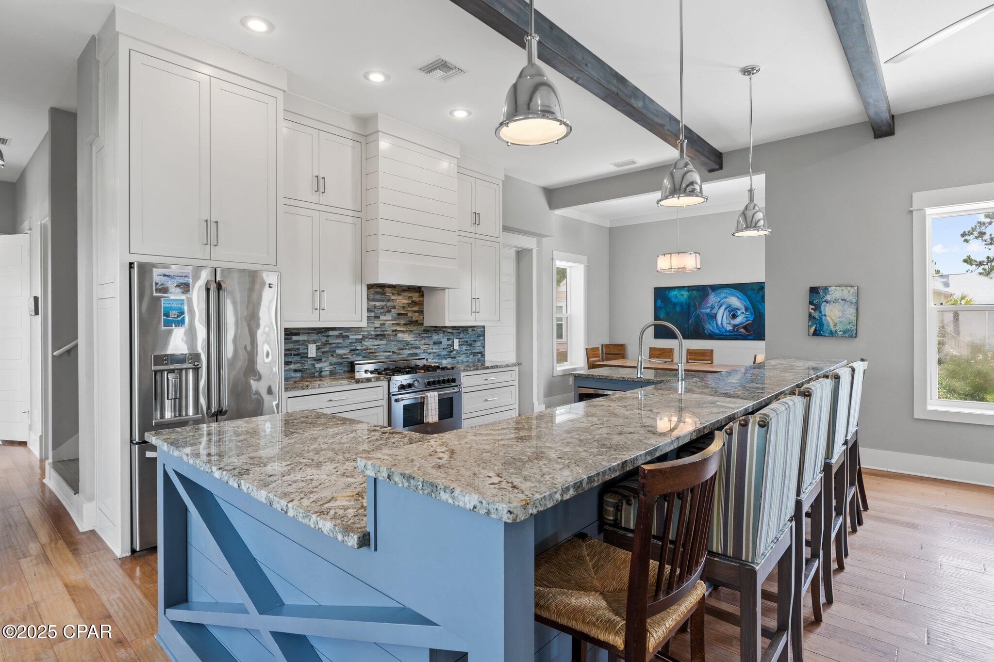 Listing photo id 21 for 104 Pinwheel Court