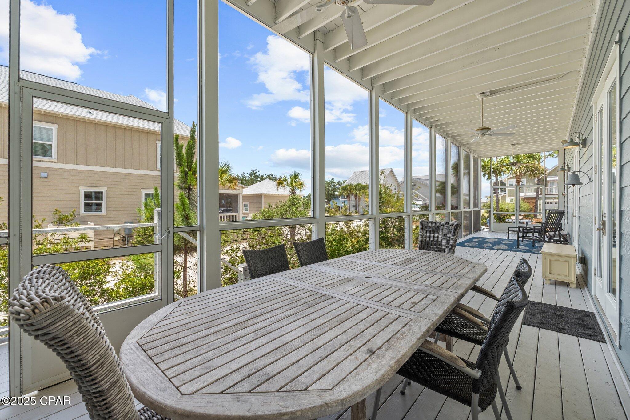 Listing photo id 37 for 104 Pinwheel Court