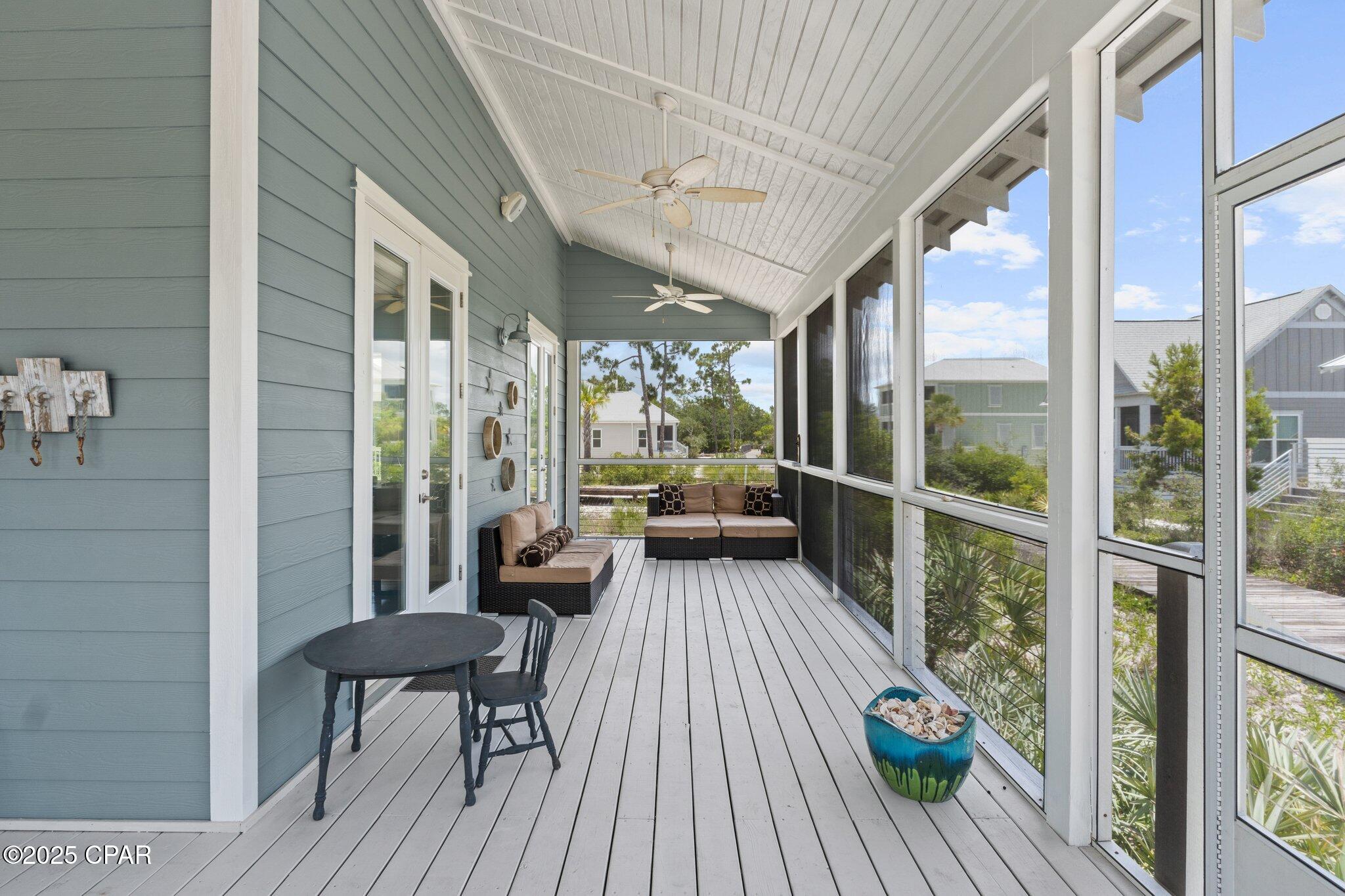 Listing photo id 39 for 104 Pinwheel Court