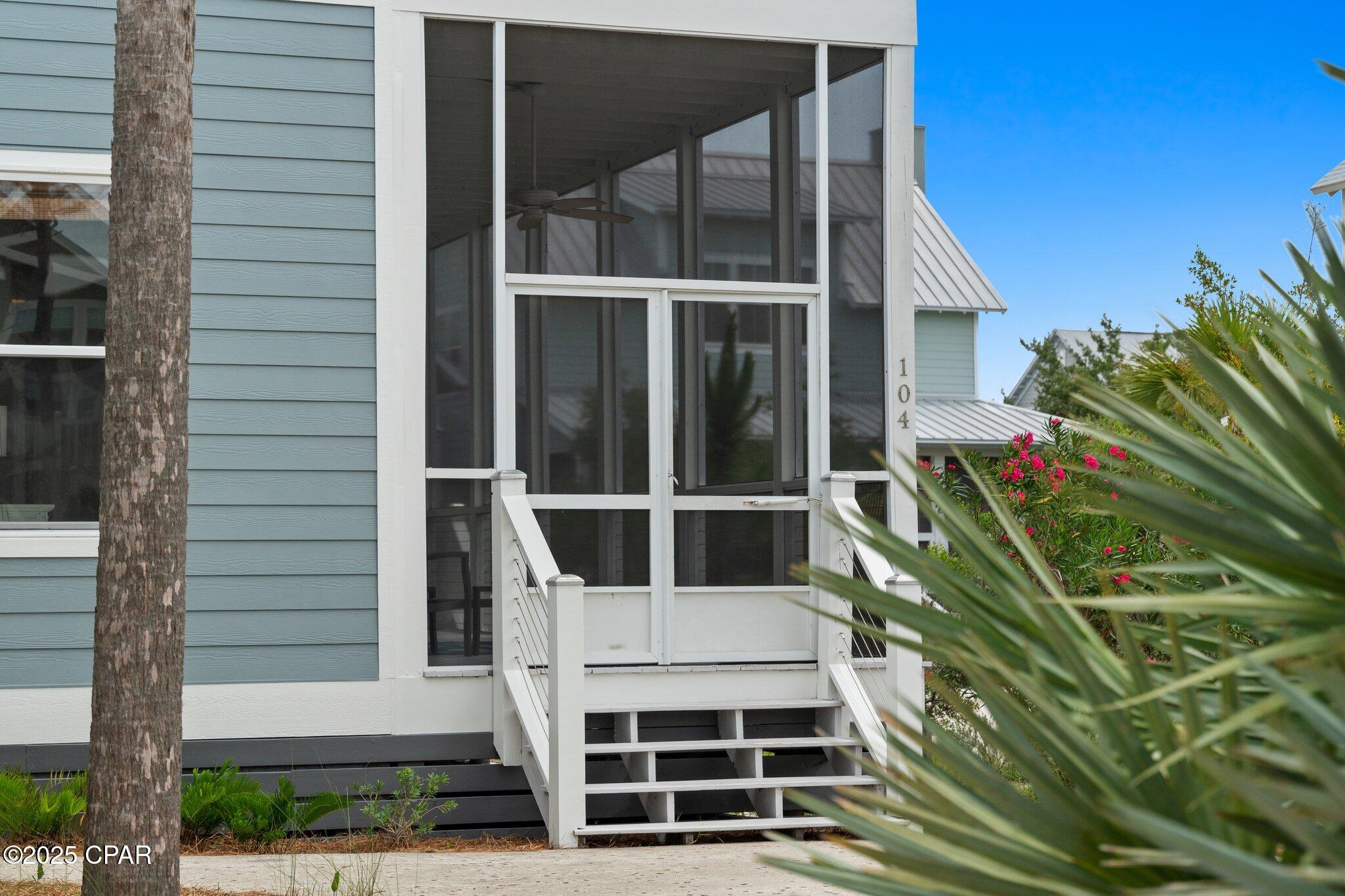 Listing photo id 4 for 104 Pinwheel Court