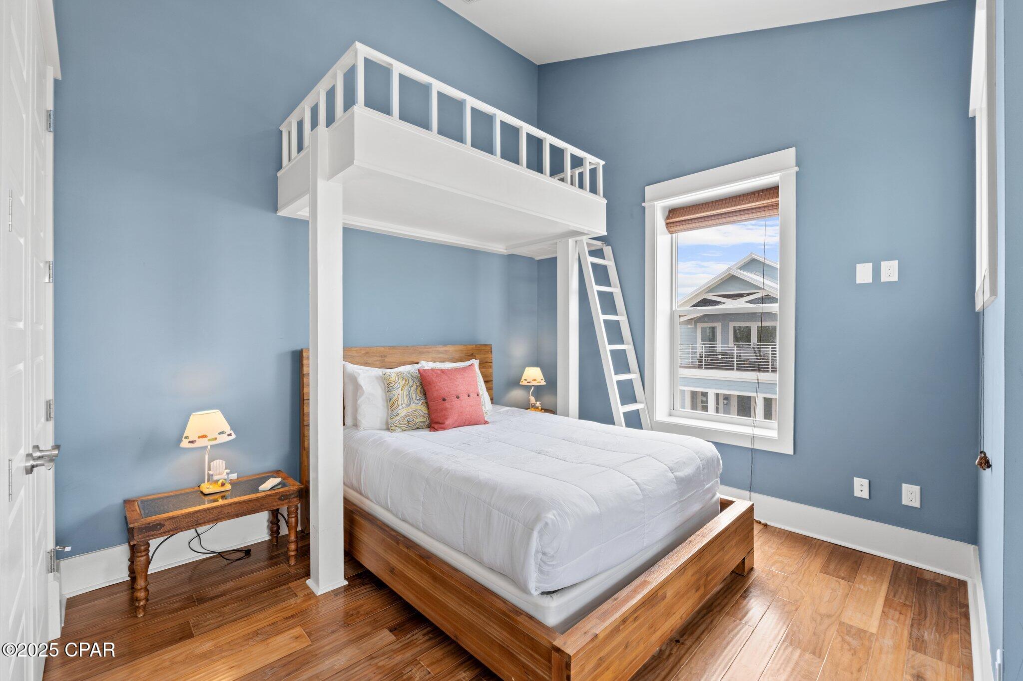 Listing photo id 76 for 104 Pinwheel Court