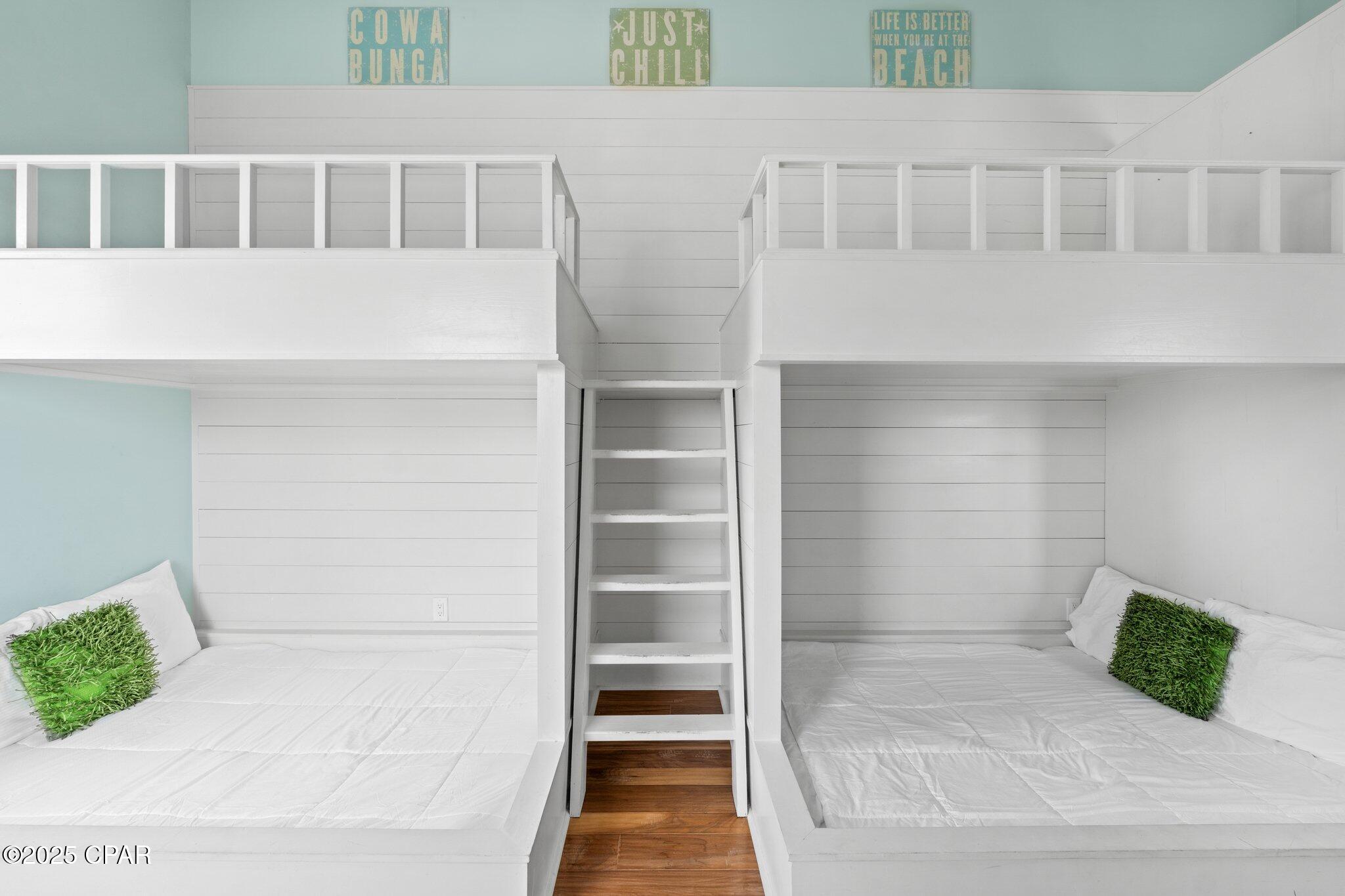 Listing photo id 91 for 104 Pinwheel Court