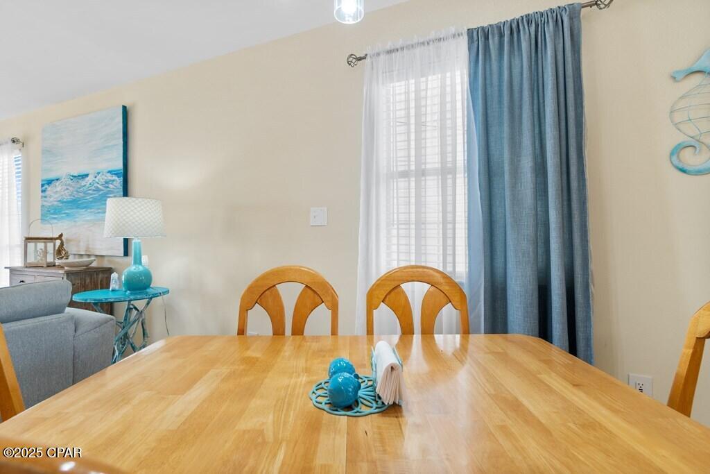 Image 21 For 830 Oleander Avenue