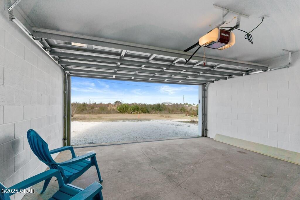 Image 37 For 830 Oleander Avenue