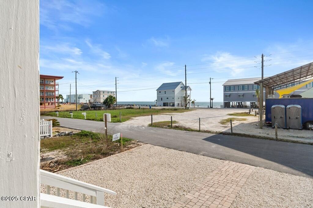 Image 43 For 830 Oleander Avenue