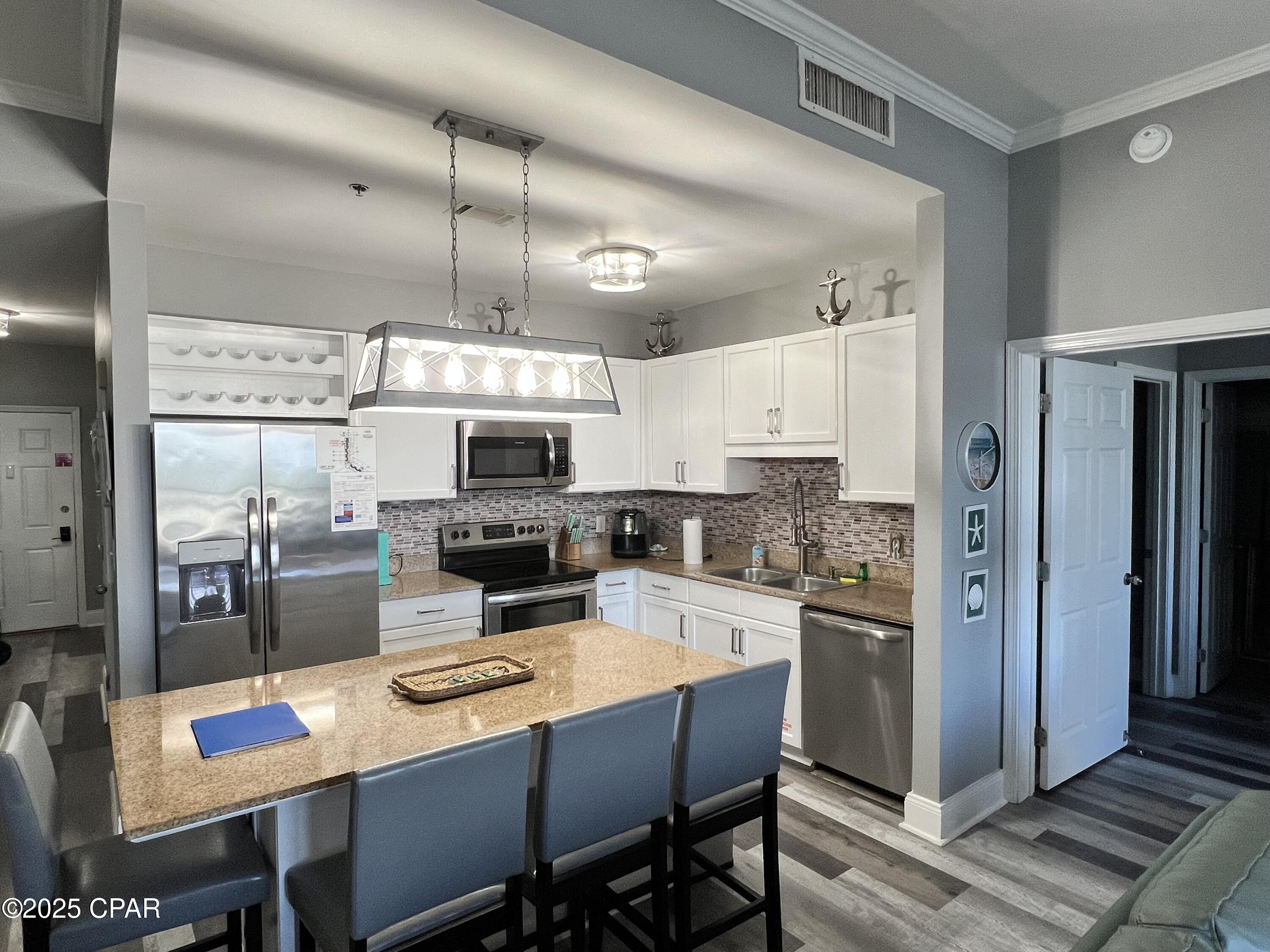 Image 17 For 9902 Thomas Drive 2132