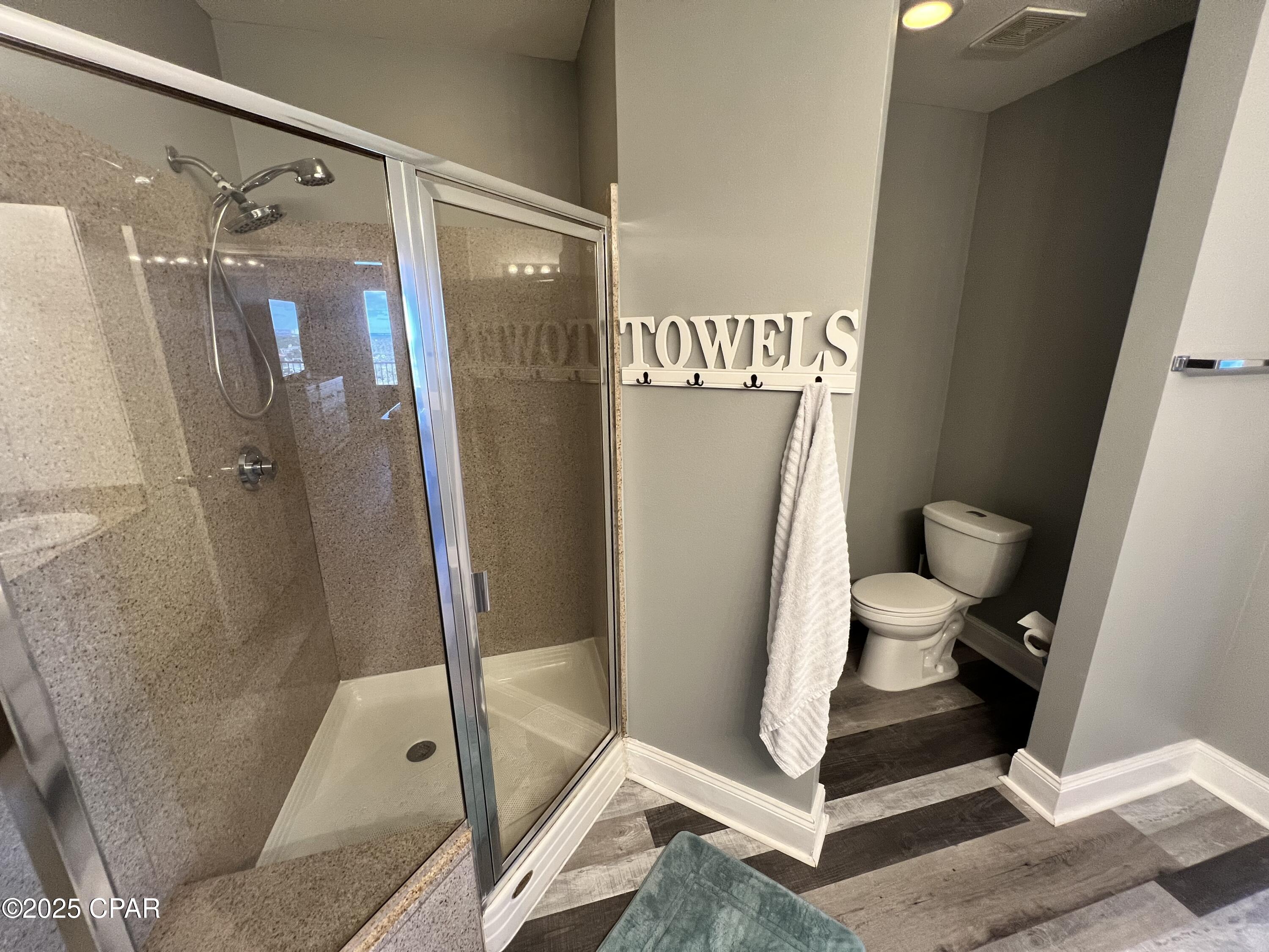 Image 4 For 9902 Thomas Drive 2132