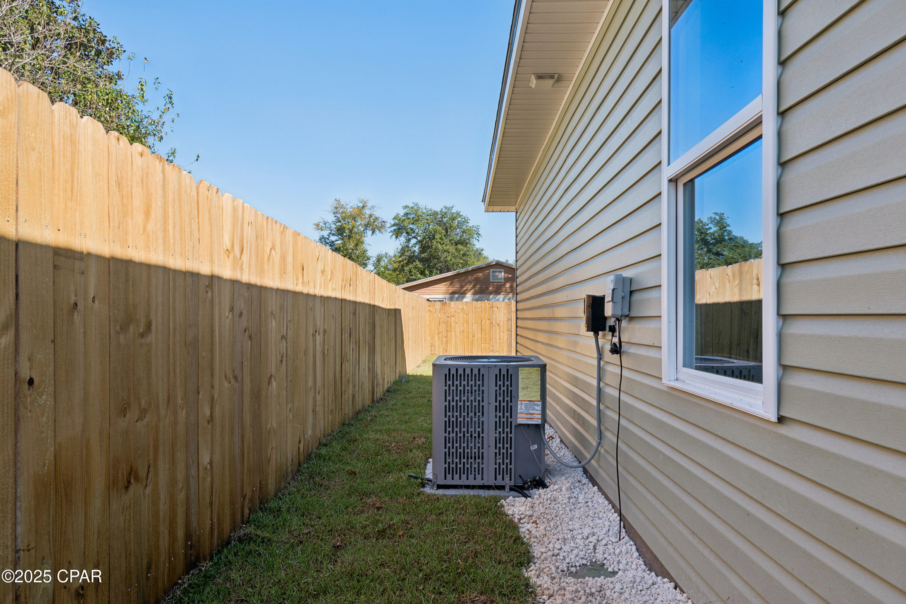 Image 24 For 825 12th Street