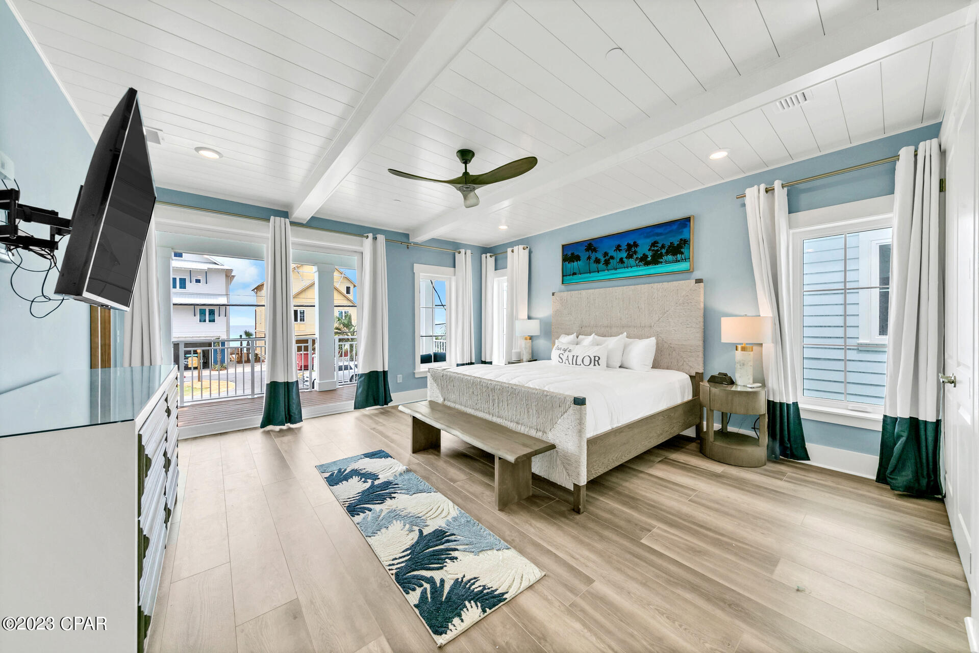 Image 18 For 13662 Front Beach Road