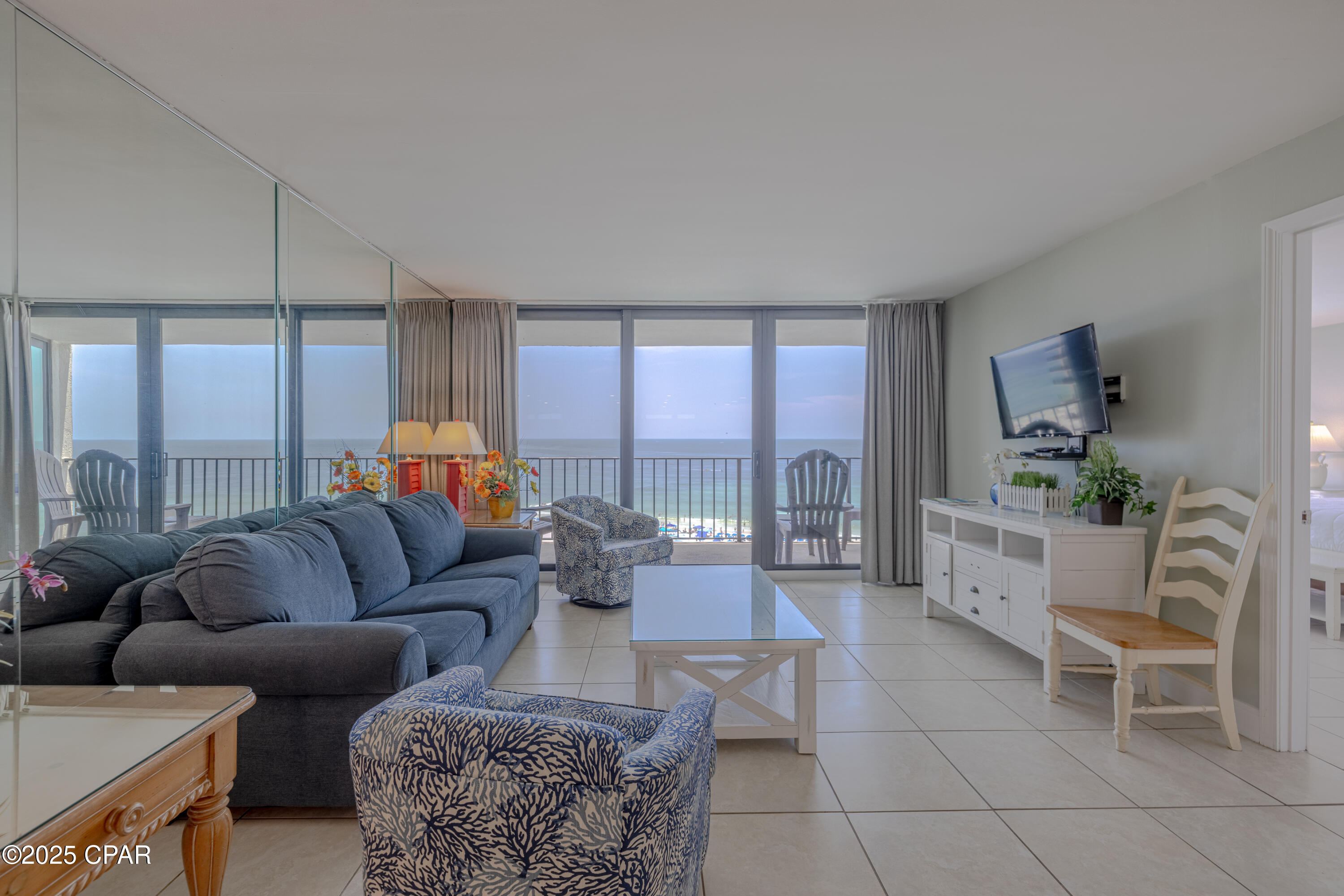 Image 2 For 11483 Front Beach  1010