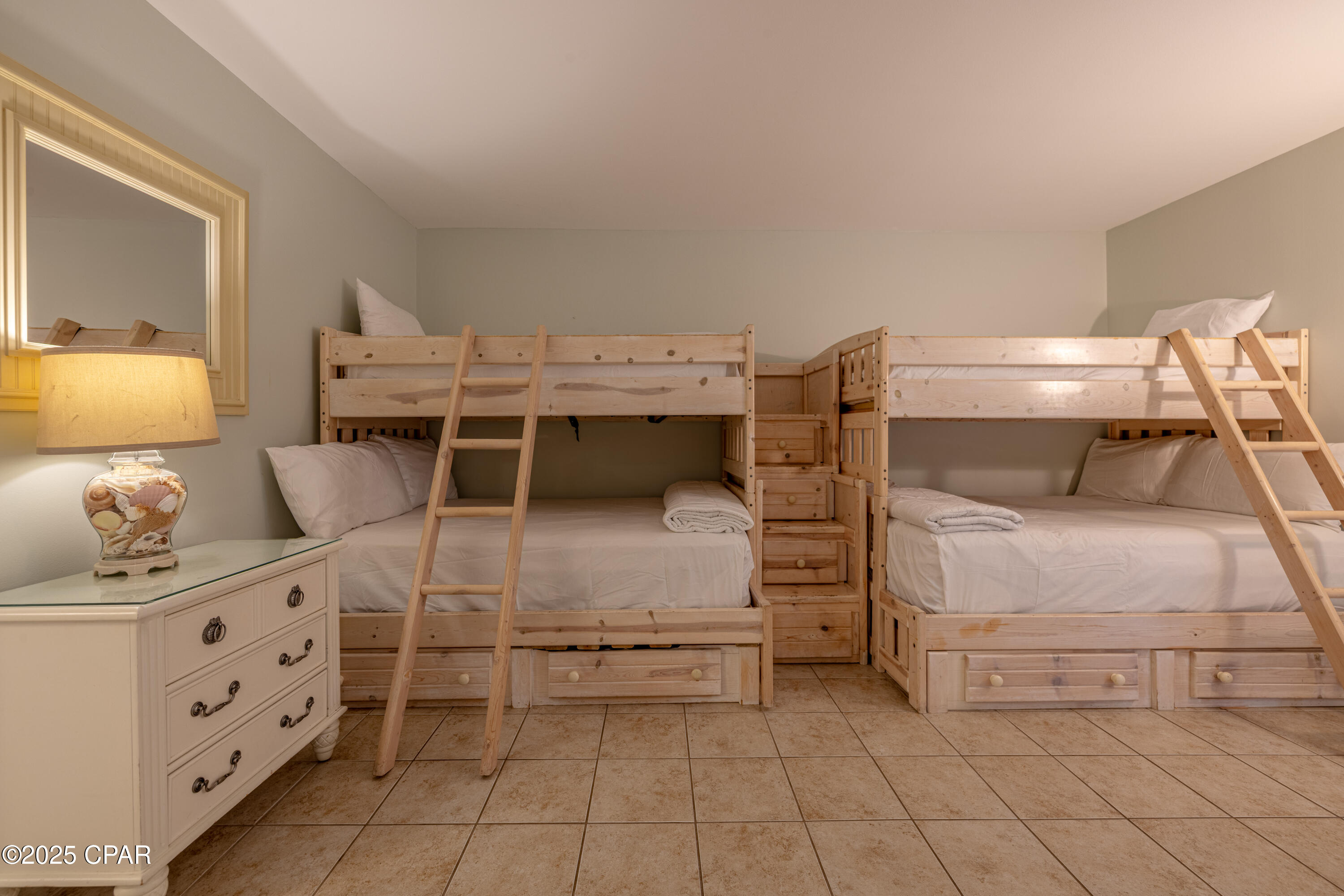 Image 33 For 11483 Front Beach  1010