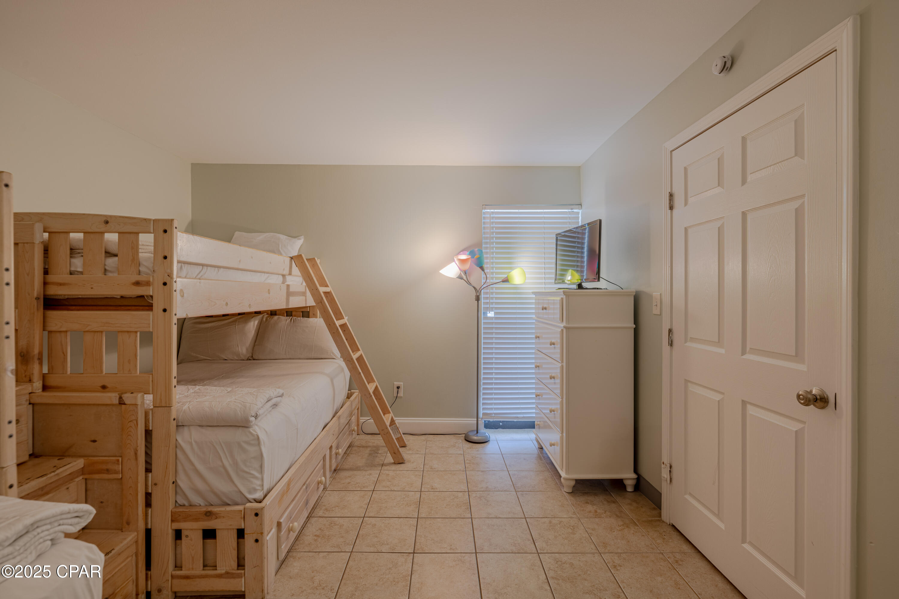 Image 34 For 11483 Front Beach  1010