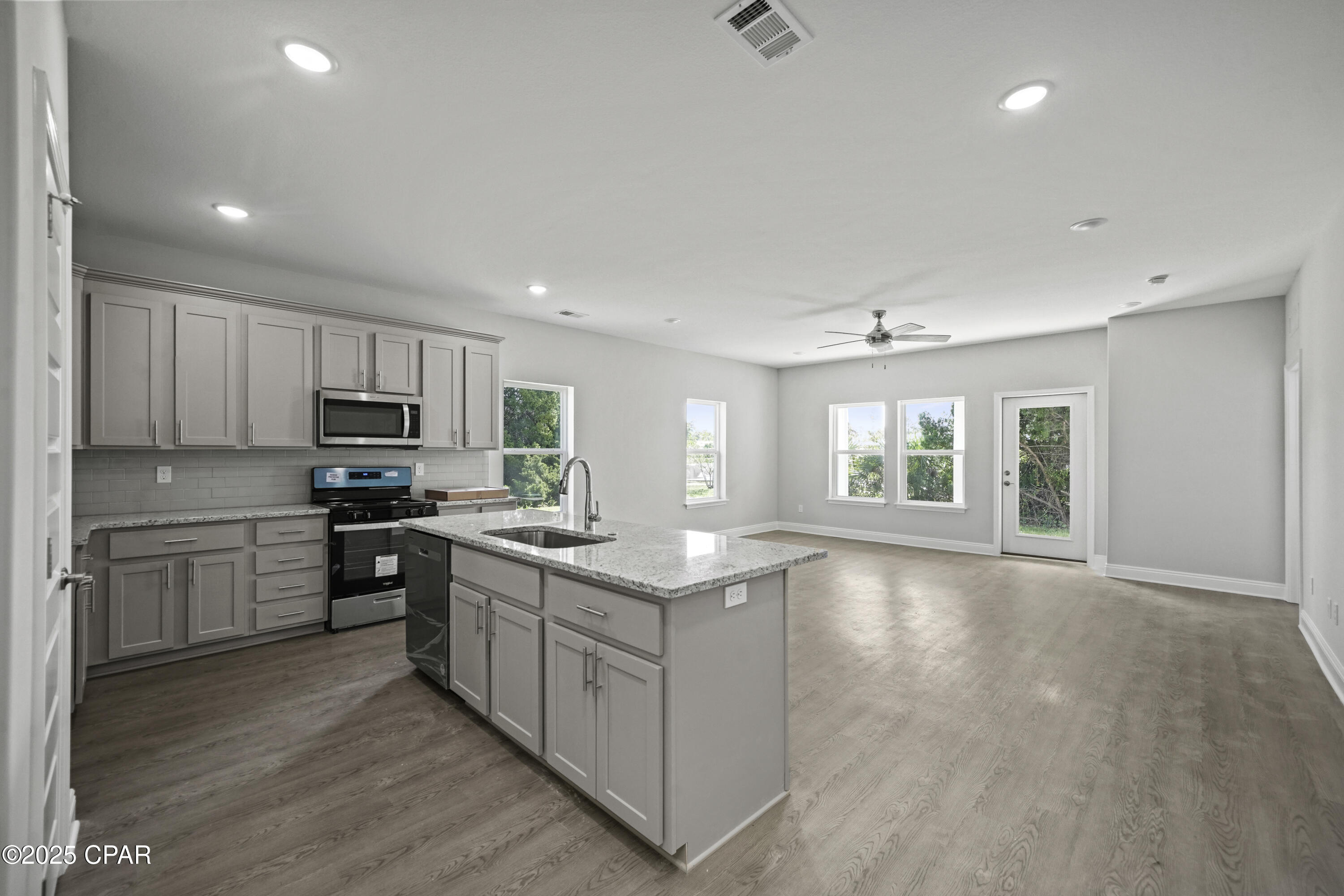 Image 10 For 237 Mosaic Drive 42