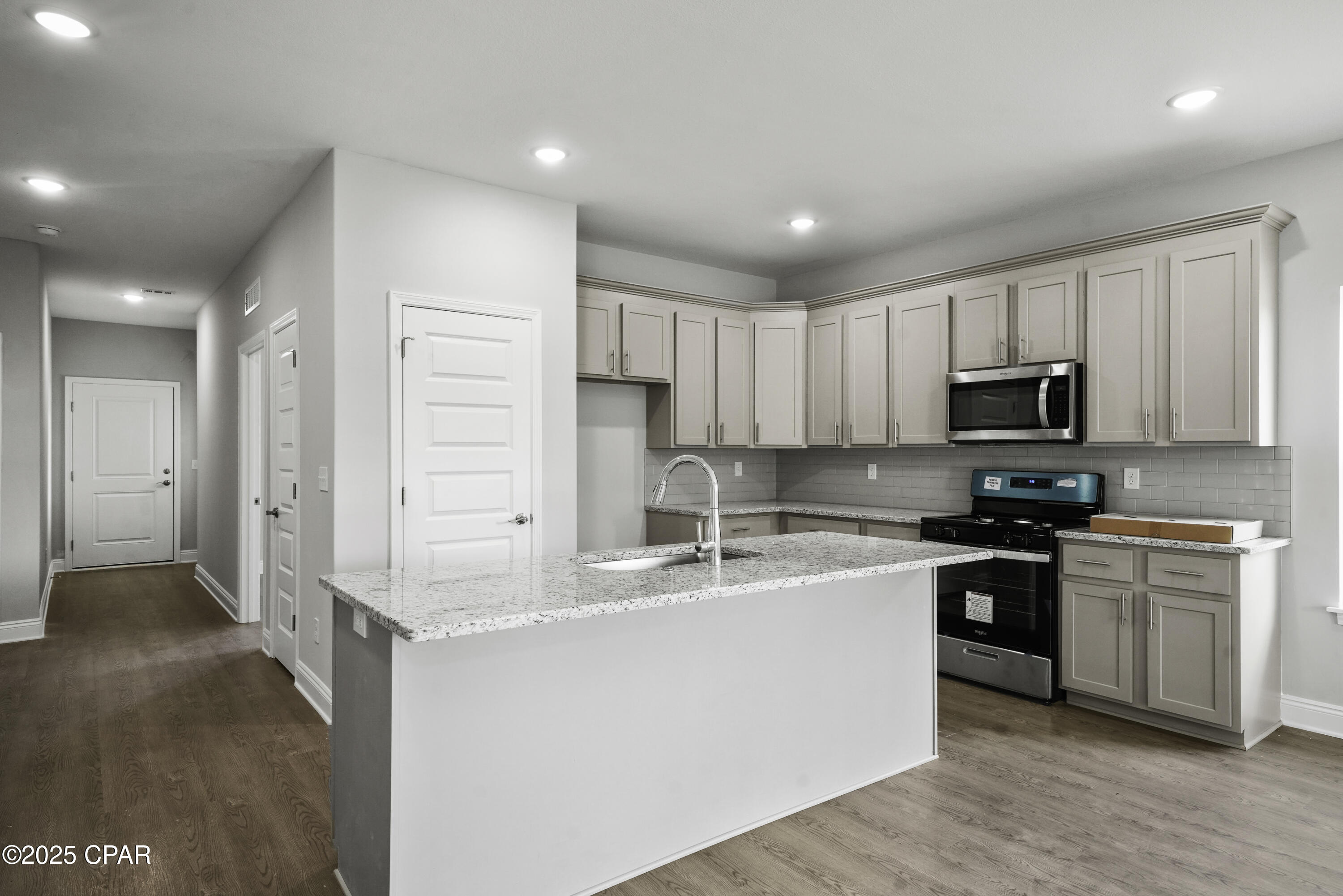 Image 12 For 237 Mosaic Drive 42