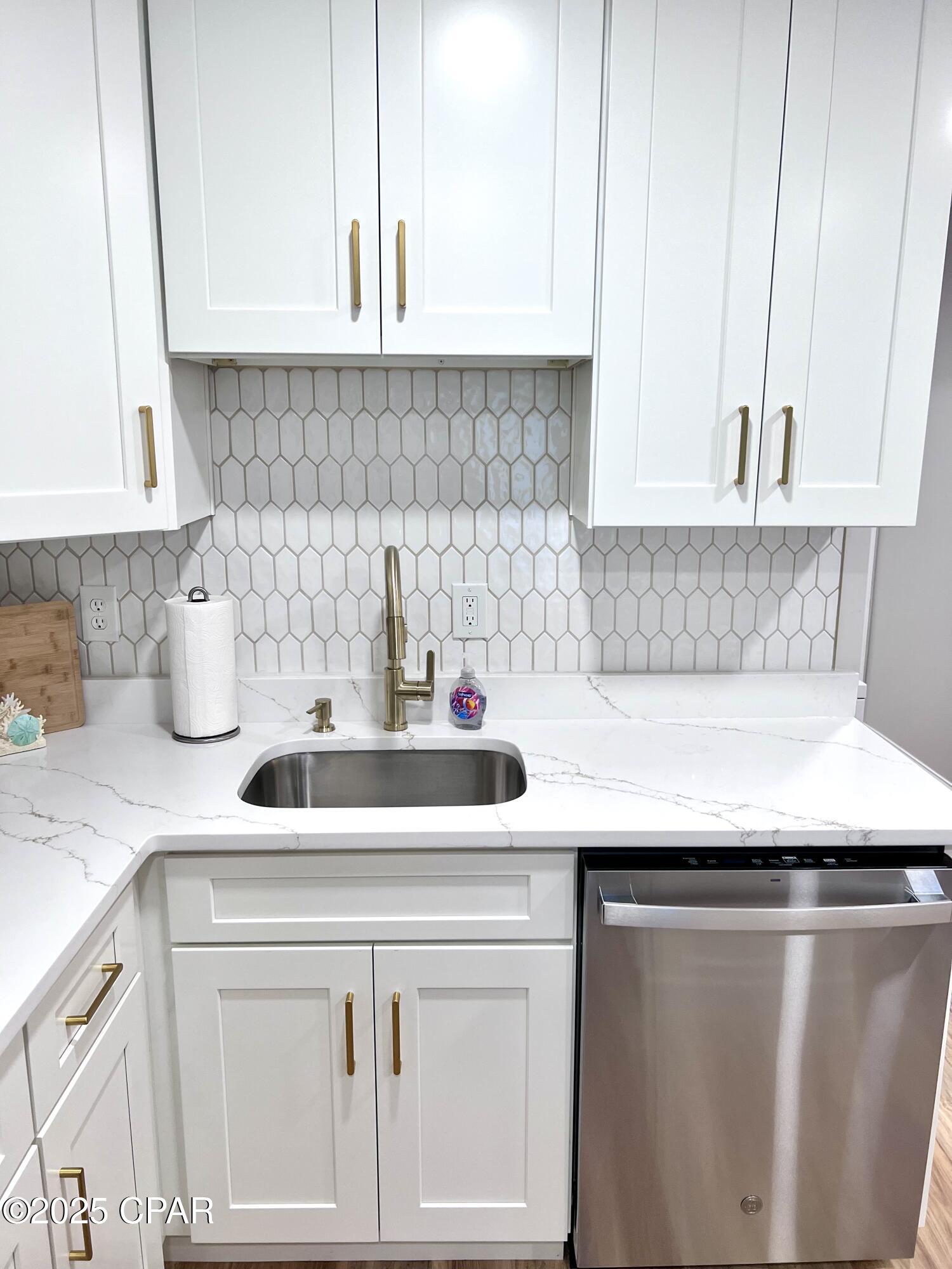 Image 17 For 116 Damon Circle C