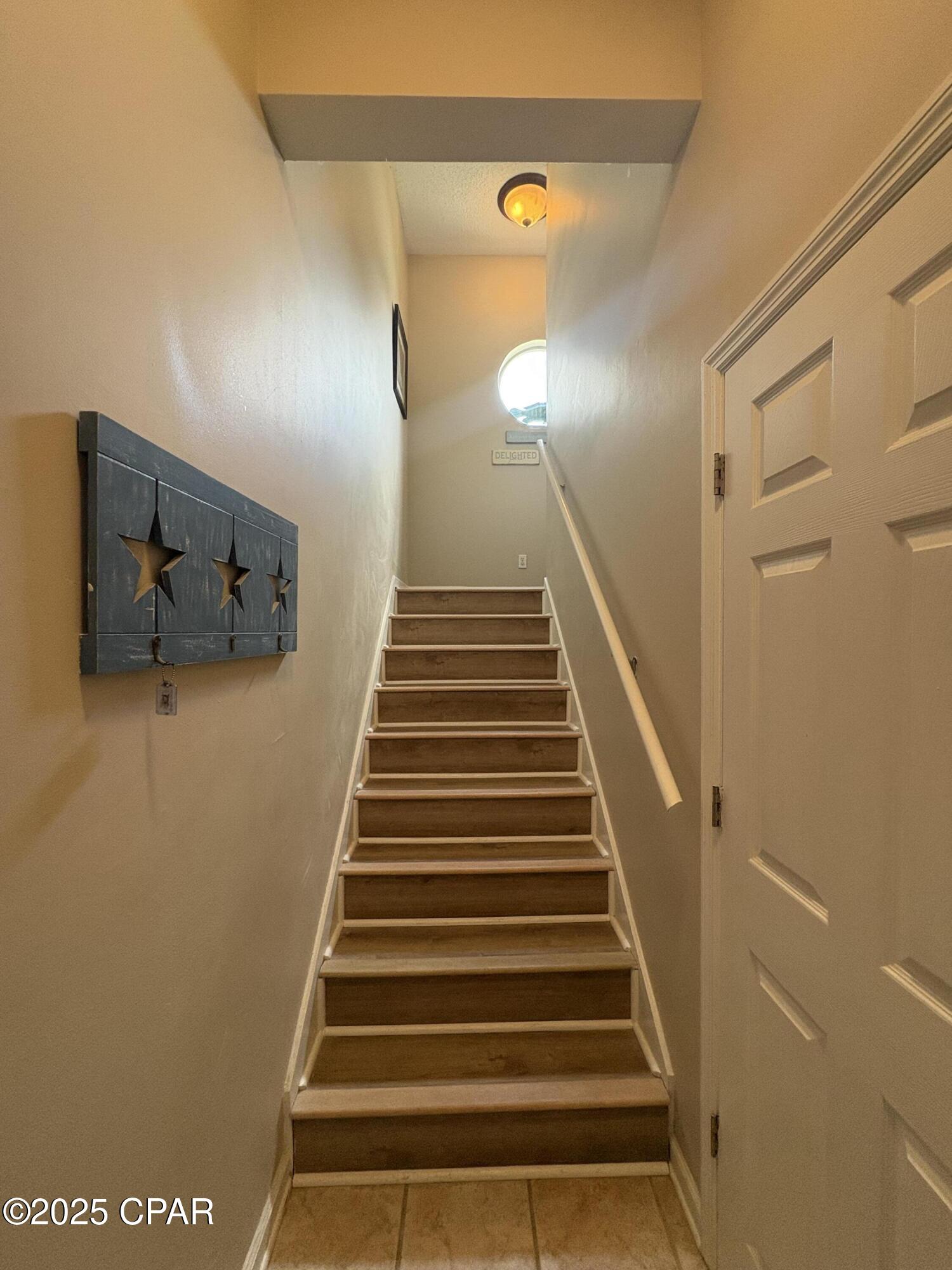 Image 3 For 190 Tiffany Beach Road