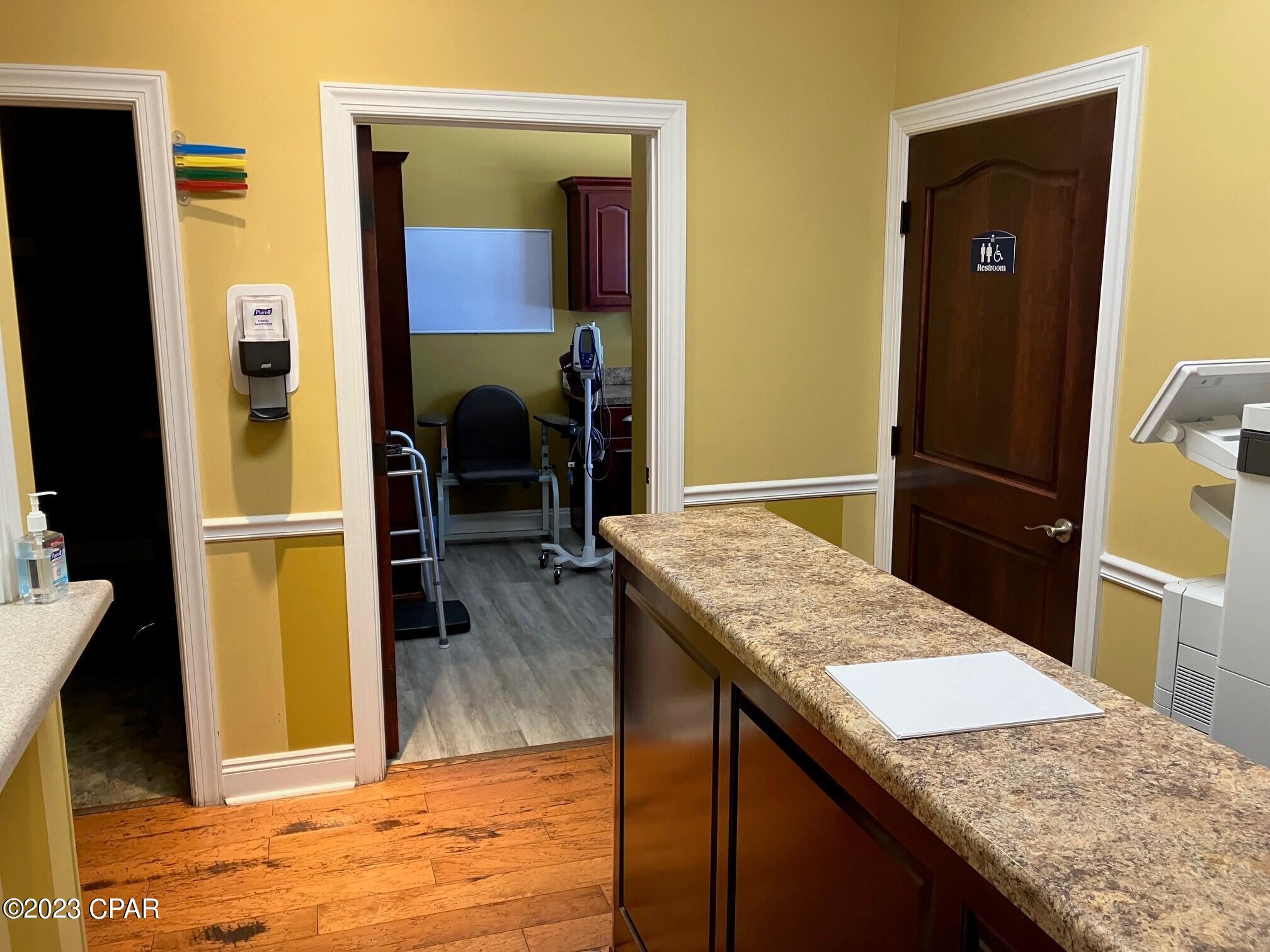 Image 6 For 2420 Jenks Avenue