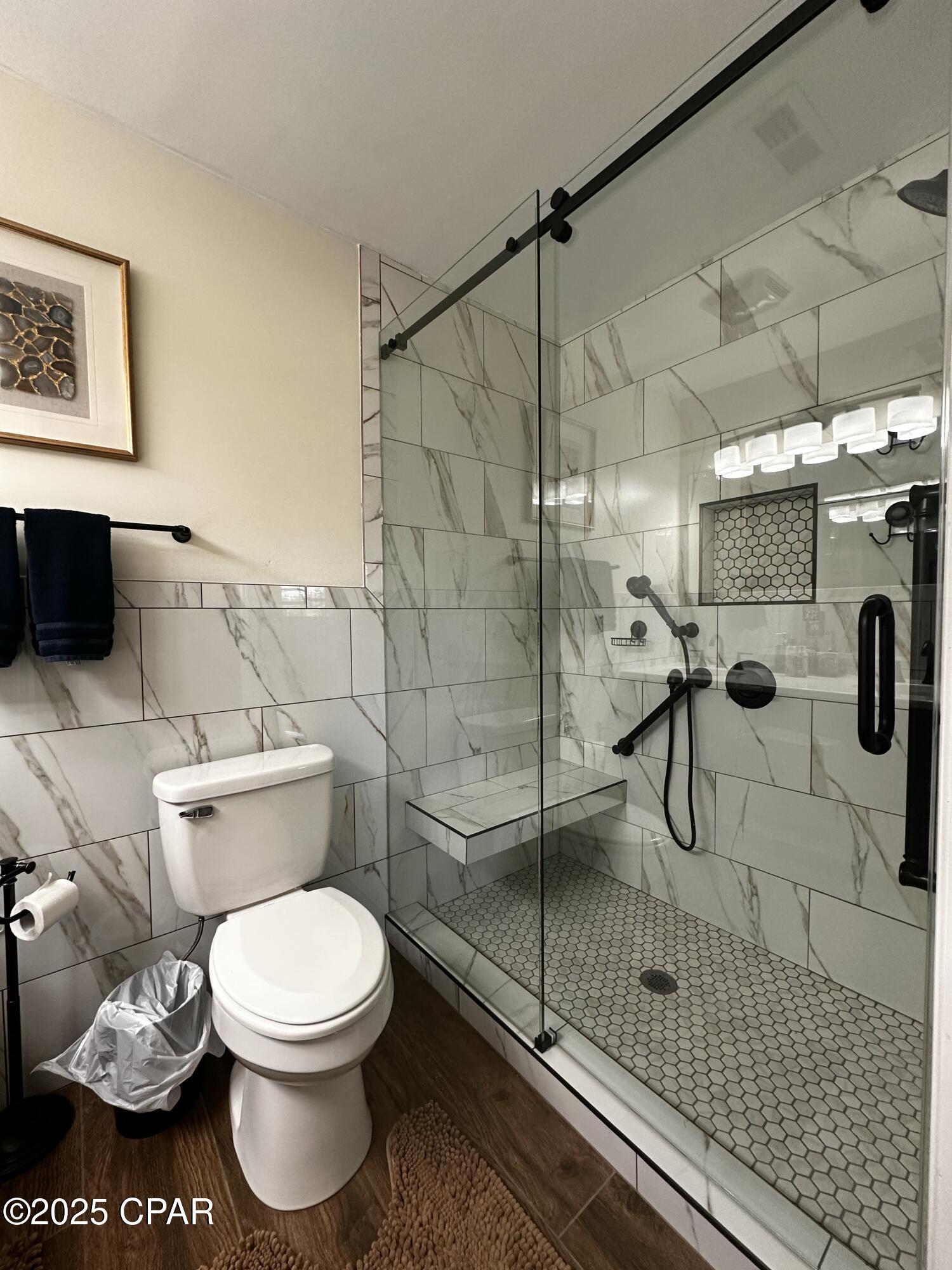 Image 39 For 2745 Perry Road