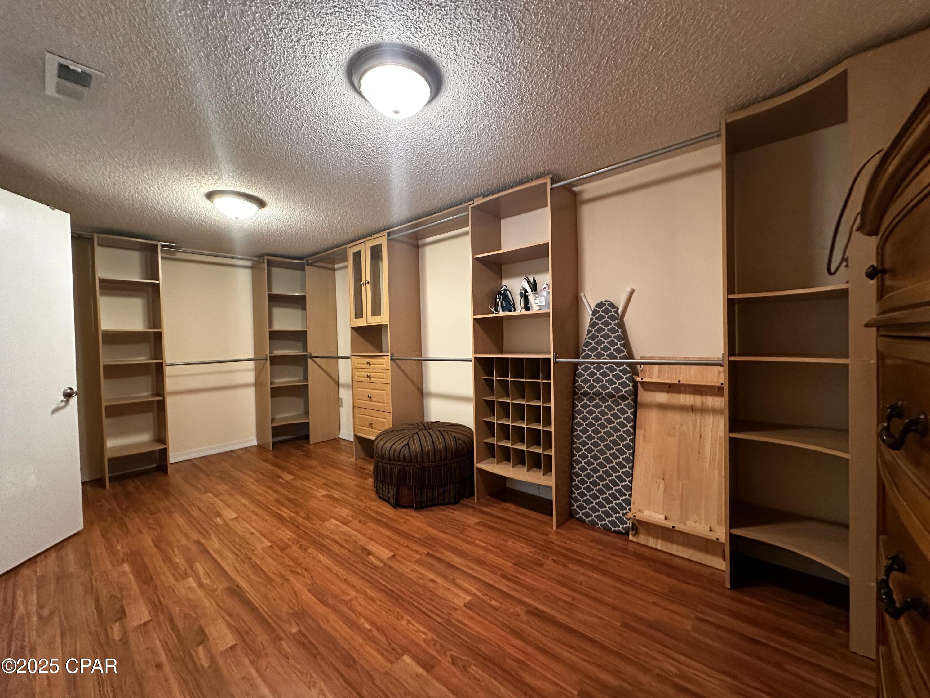 Image 40 For 2745 Perry Road