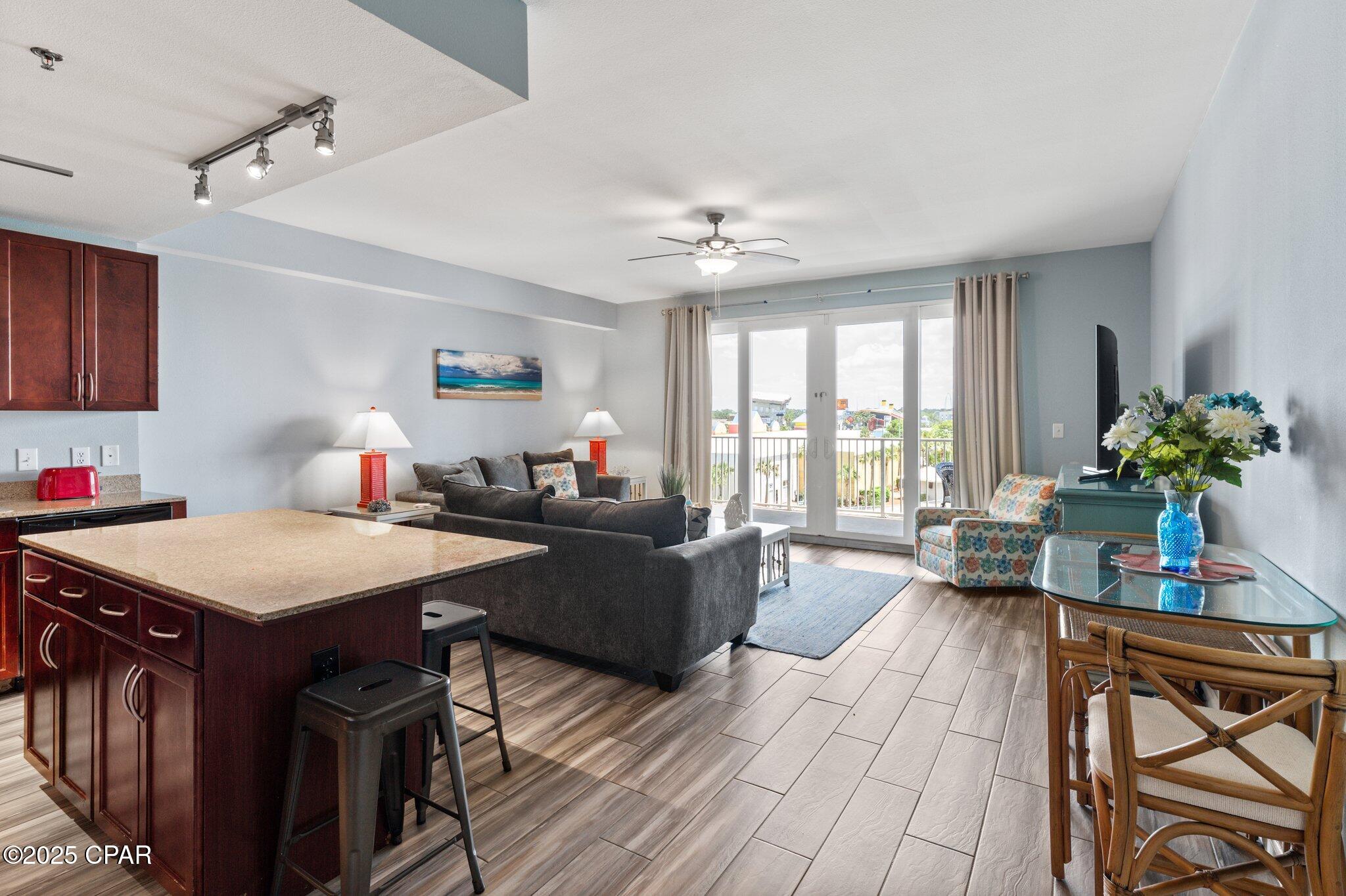 Image 3 For 9902 Thomas Drive 335