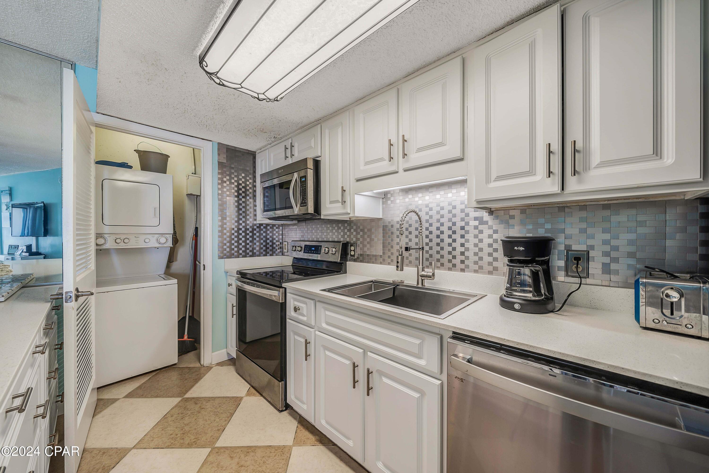 Image 13 For 8610 Surf Drive 306