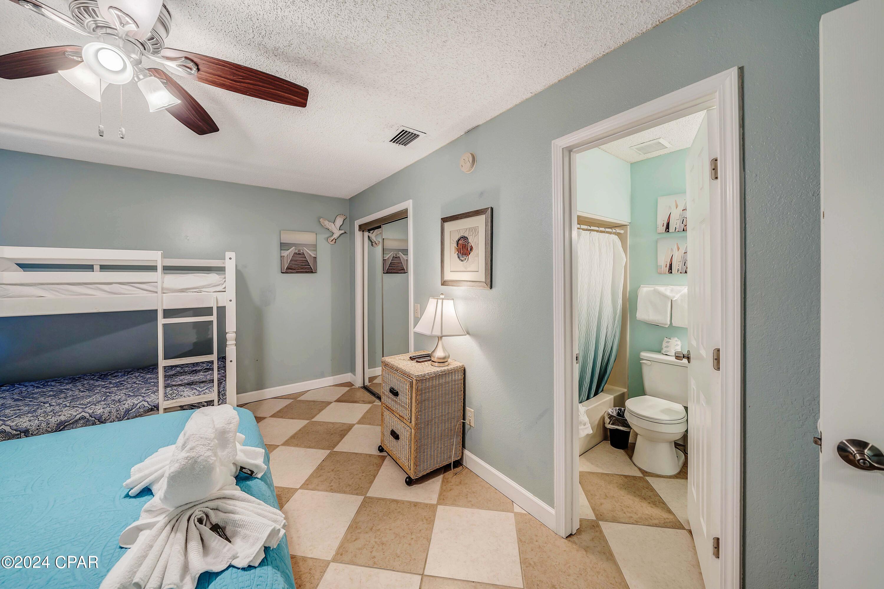 Image 6 For 8610 Surf Drive 306